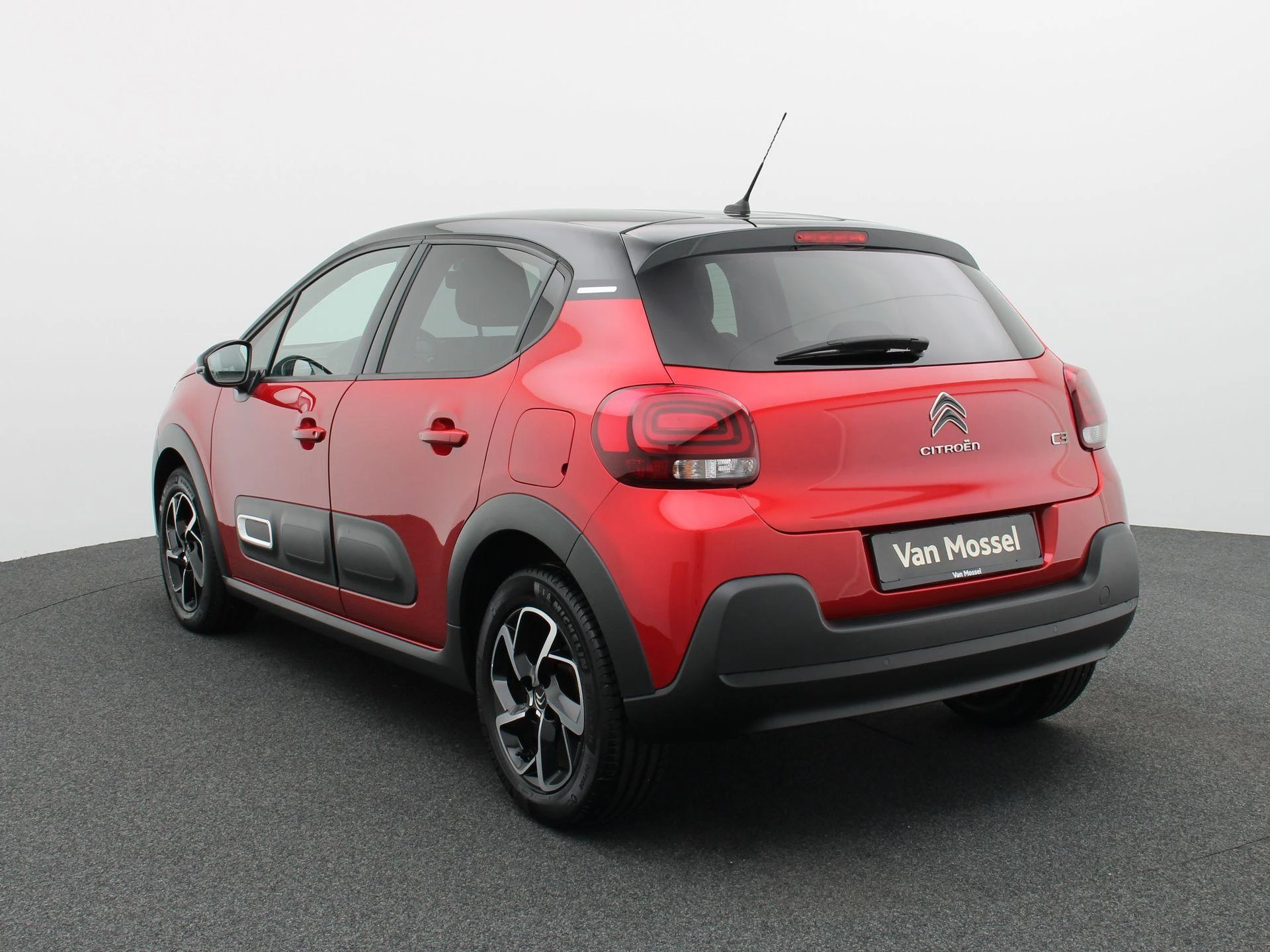 Citroën C3 1.2 PureTech 110 S&S EAT6 Shine