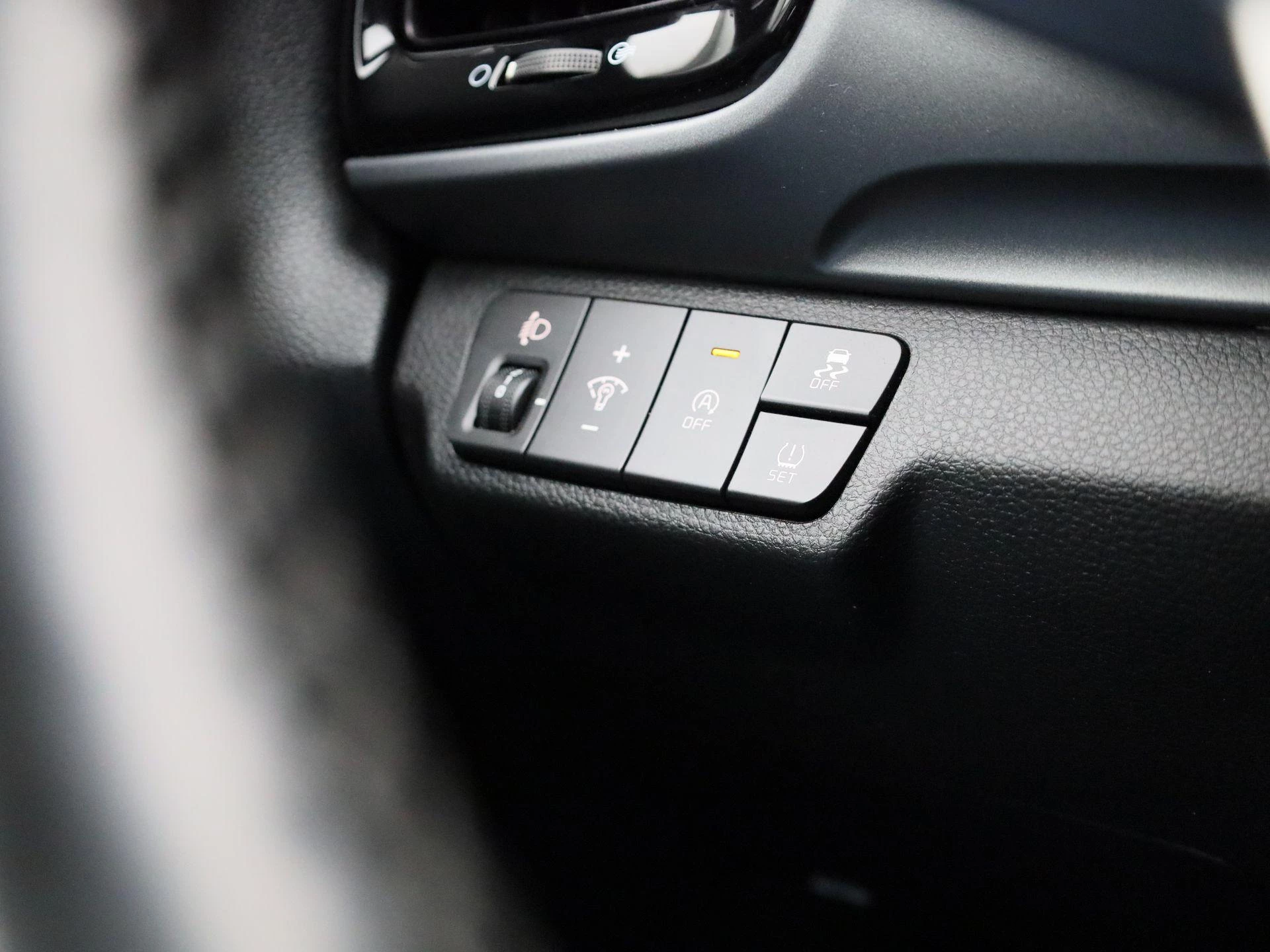 Kia-Stonic-image-20
