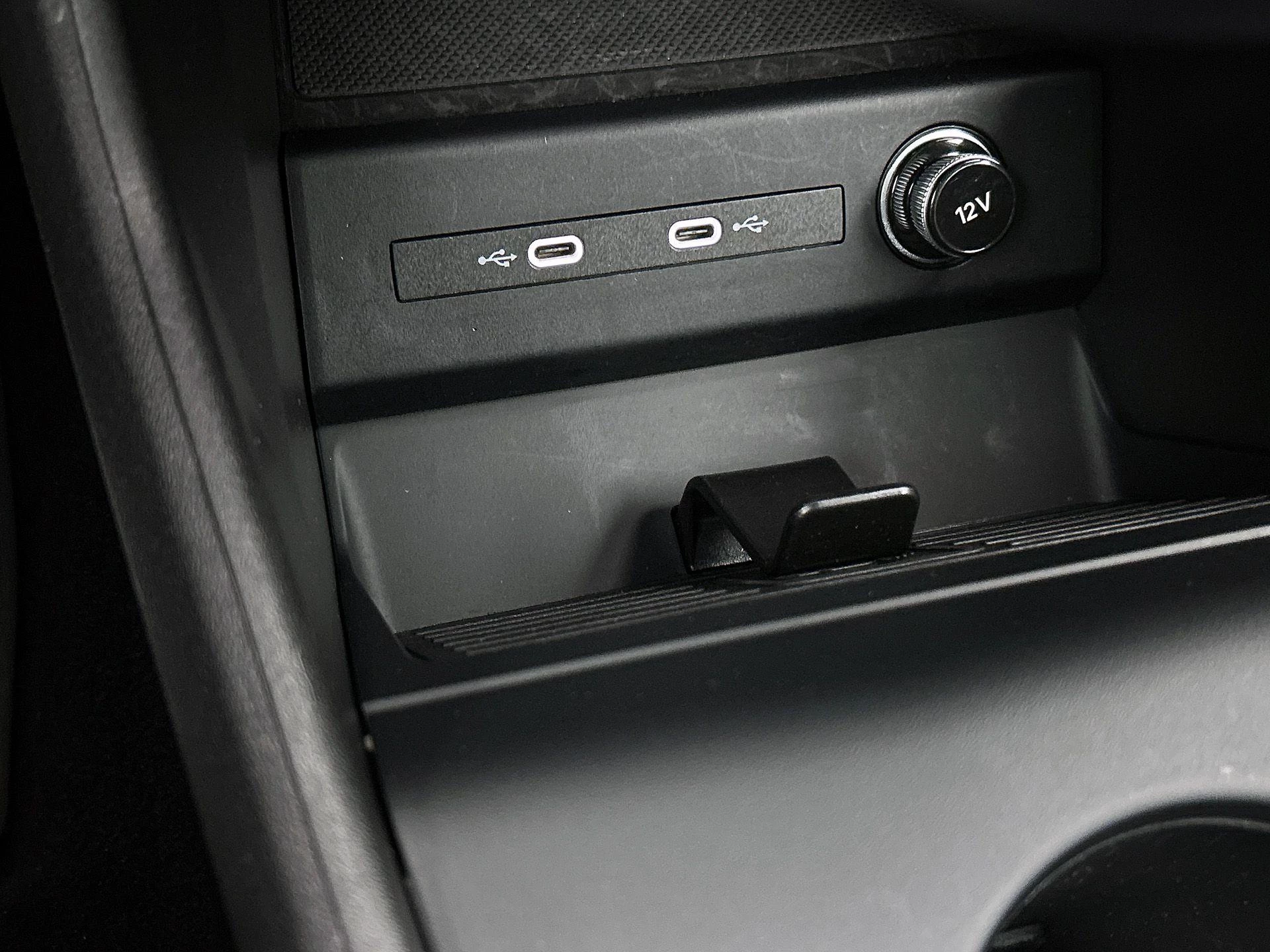 Audi-Q4 e-tron-image-24