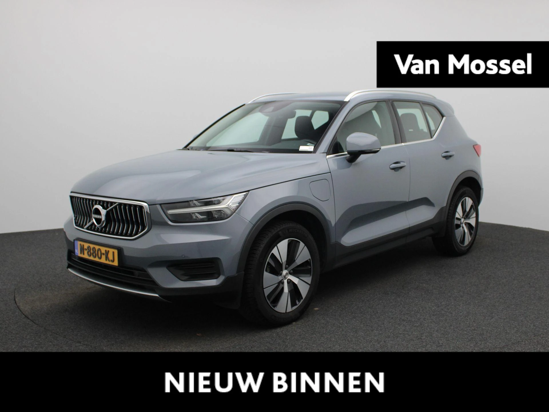 Volvo-XC40-image-0