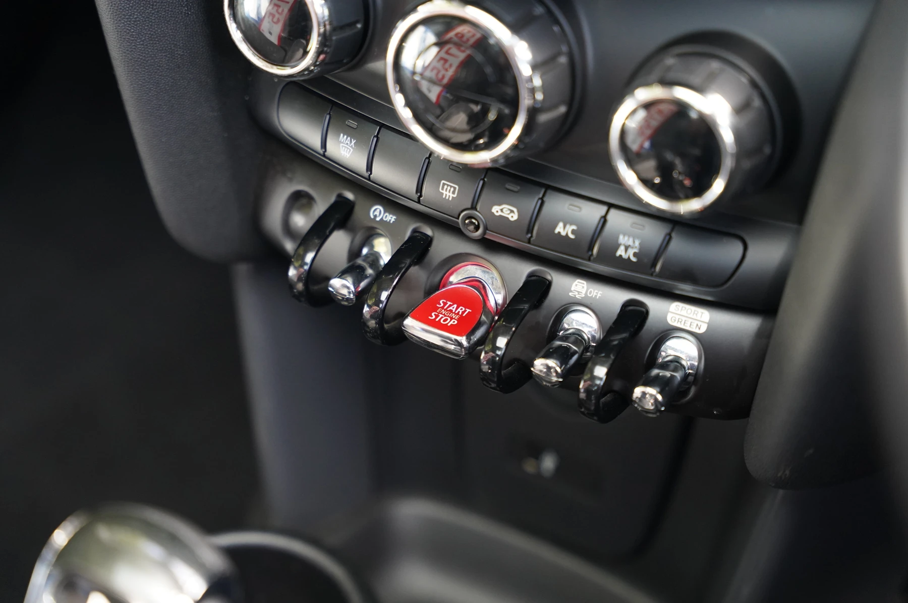 MINI-Cooper-image-19