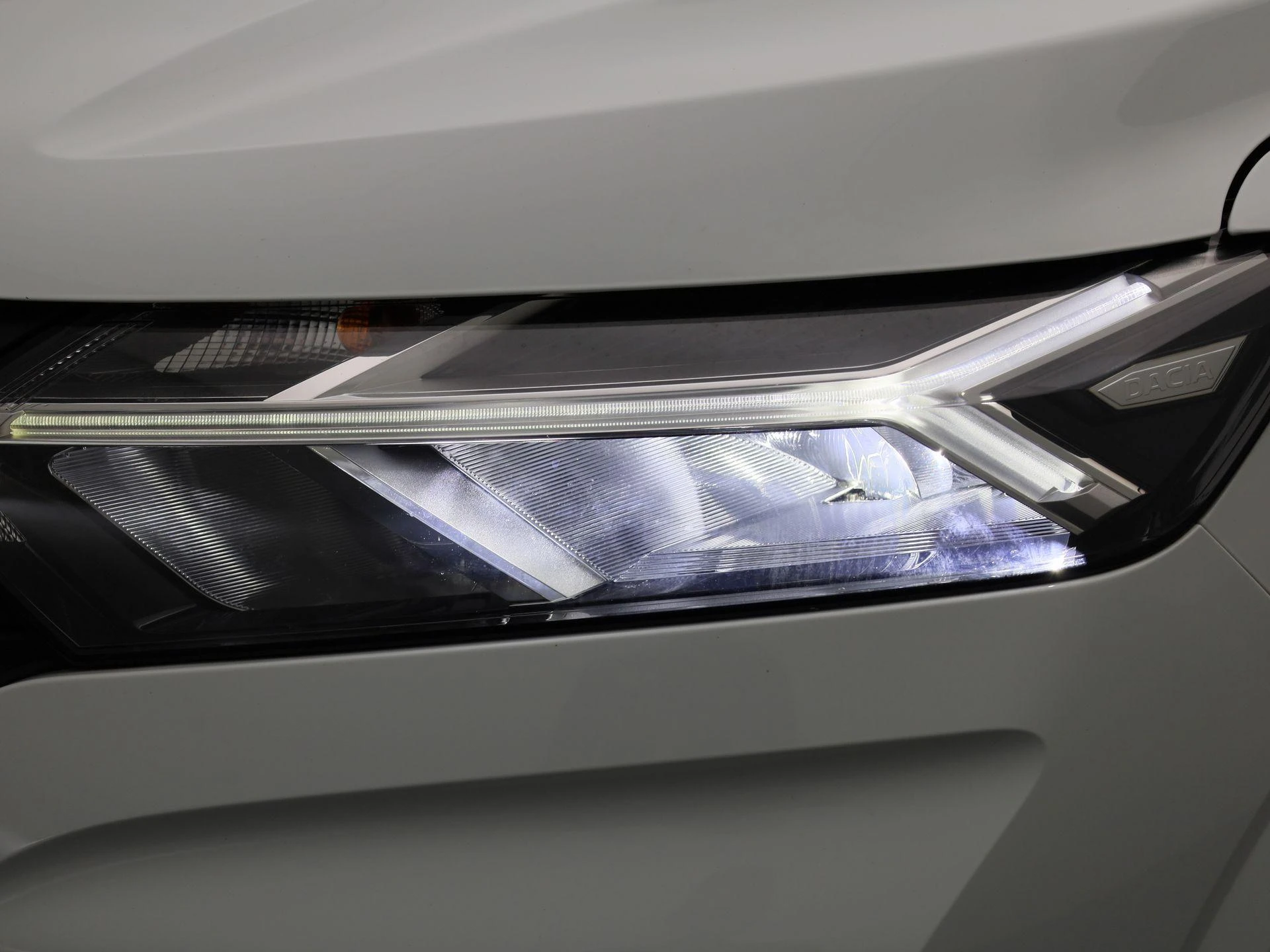 Dacia-Sandero-image-12