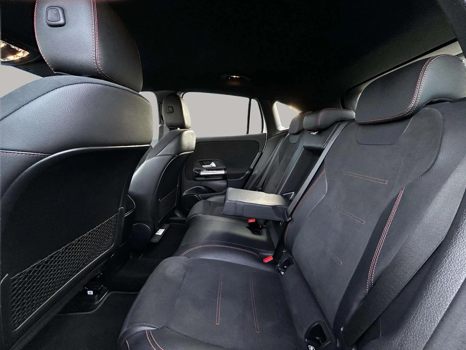 Mercedes-Benz-EQA-image-13