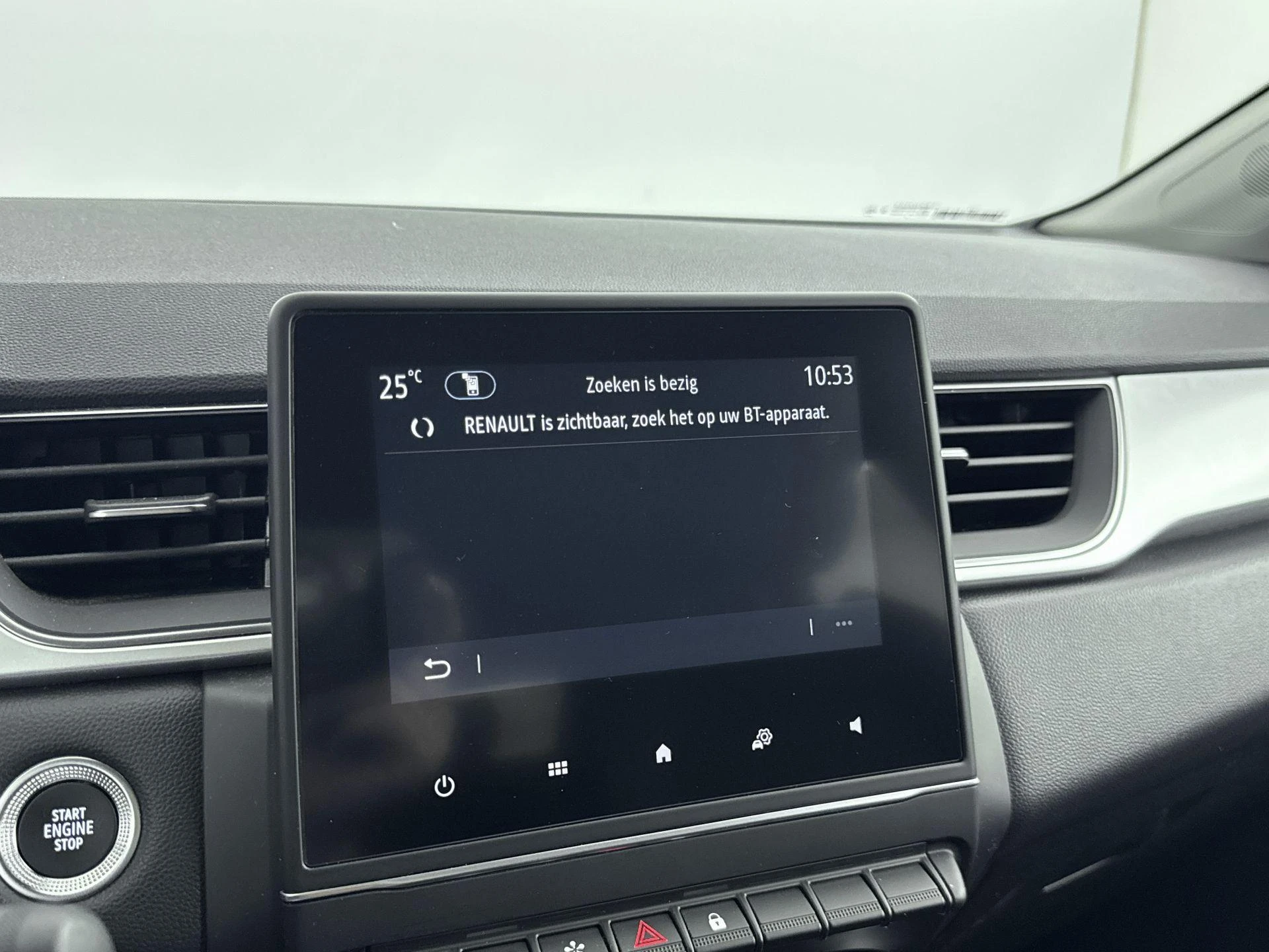 Renault-Captur-image-11