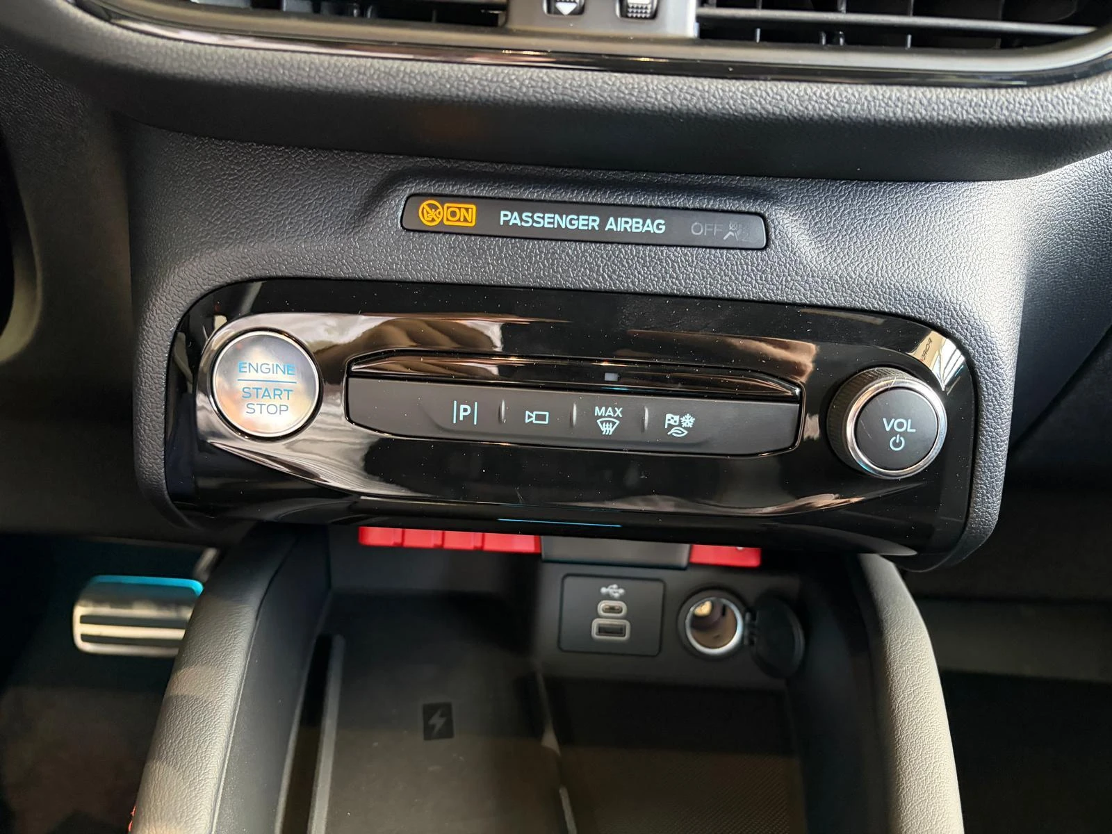 Ford-Kuga-image-17