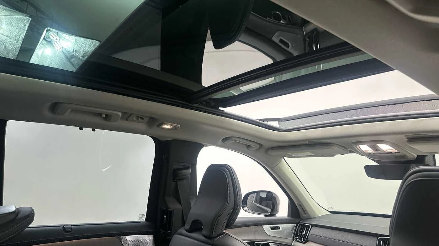 Volvo-XC90-image-19