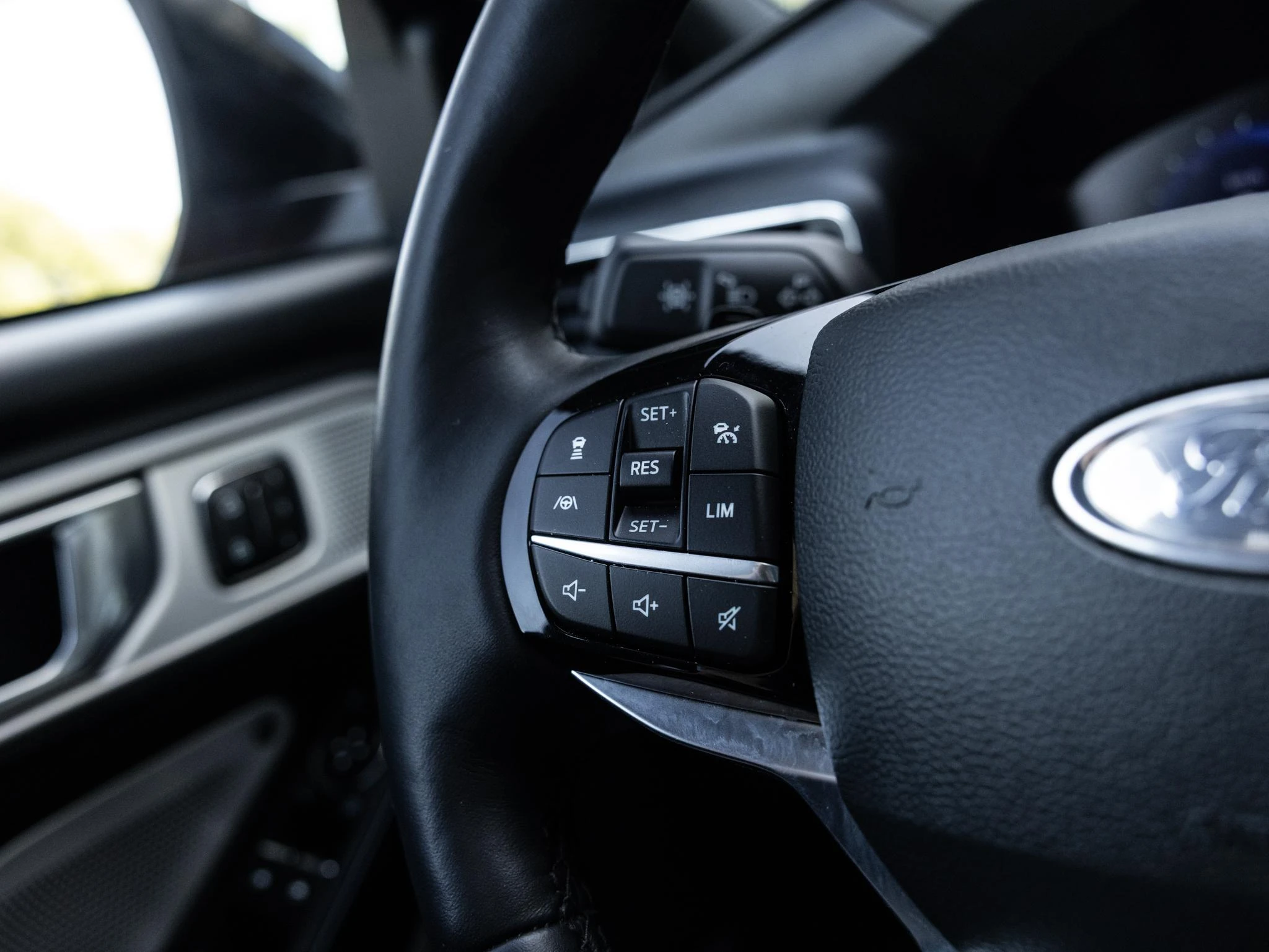 Ford-Explorer-image-38