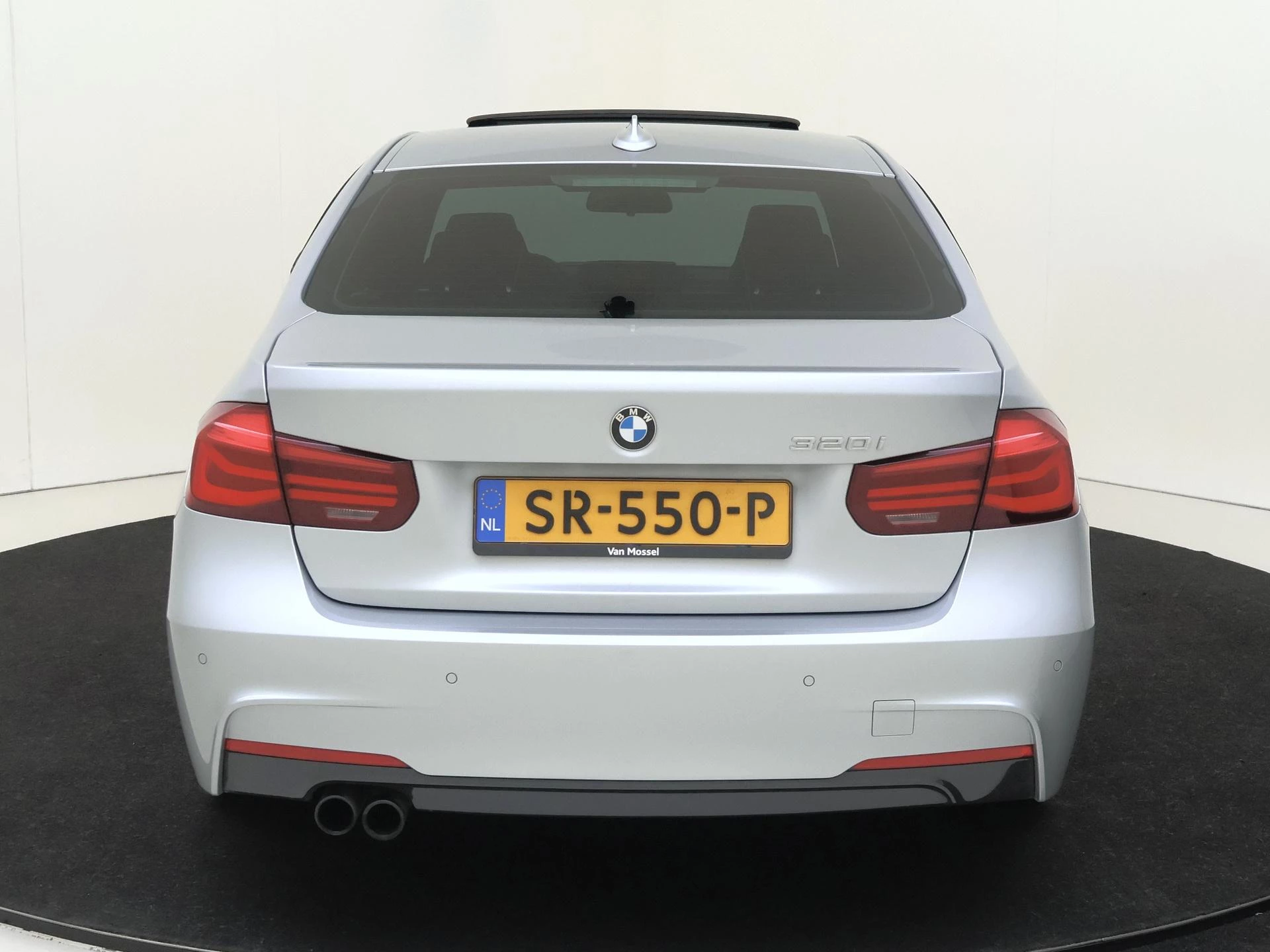 BMW 3 Serie 320i Edition M Sport Shadow Executive