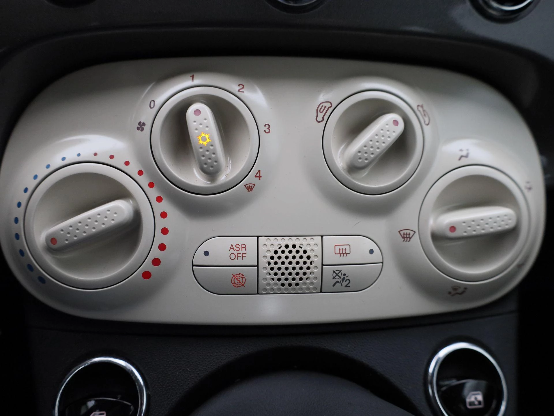 Fiat 500C 1.0 Hybrid Lounge