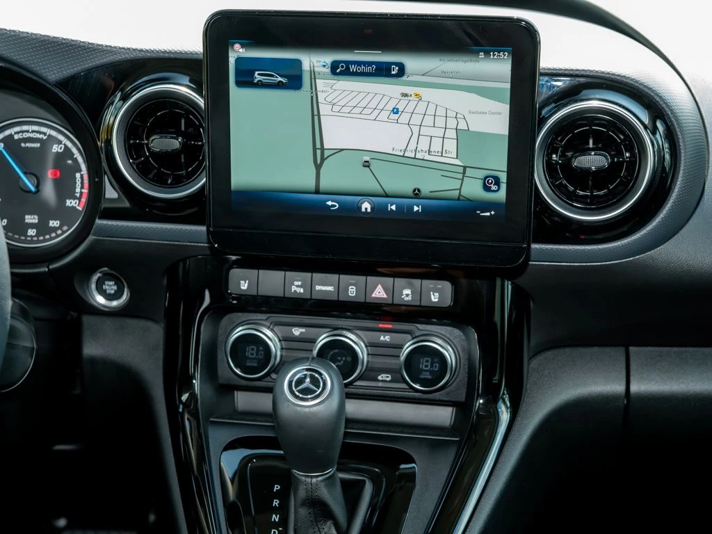 Mercedes-Benz-EQT 200-image-9