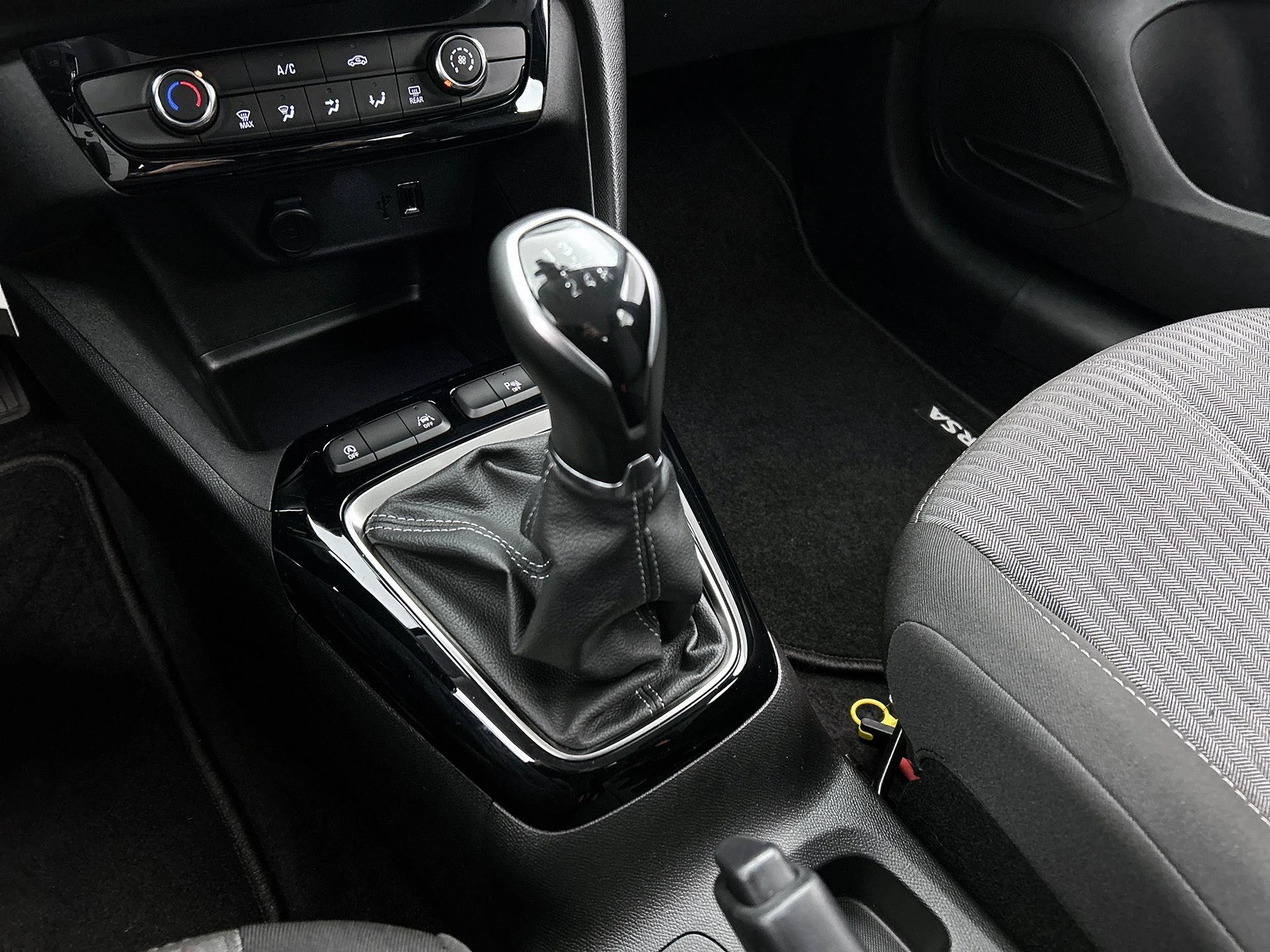 Opel-Corsa-image-27