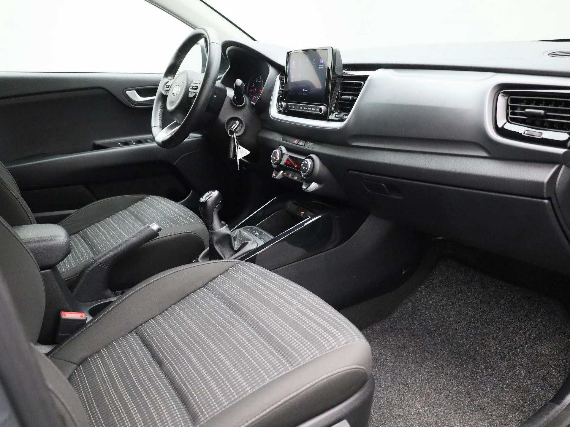 Kia-Stonic-image-31