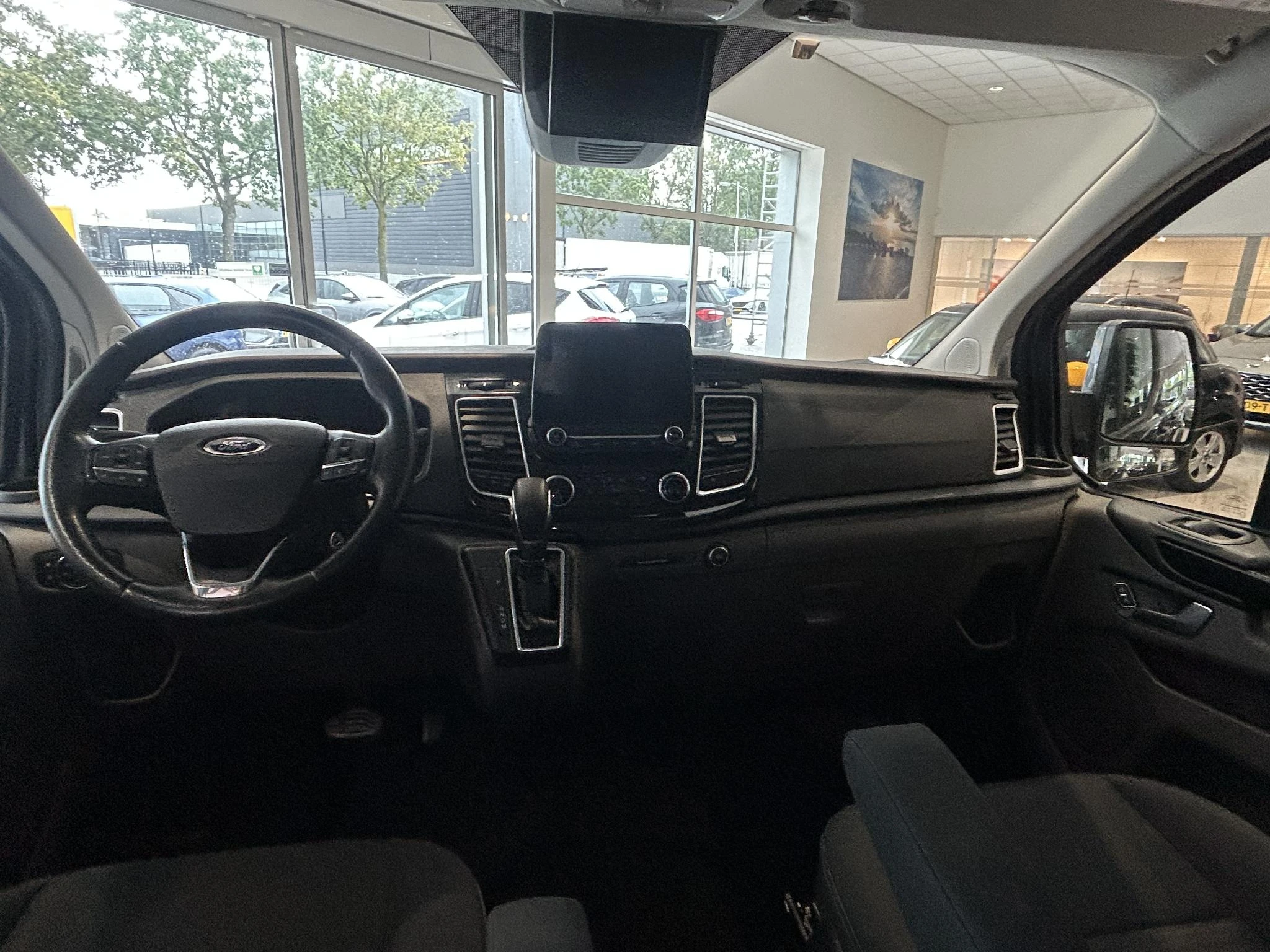 Ford-Transit Custom-image-11
