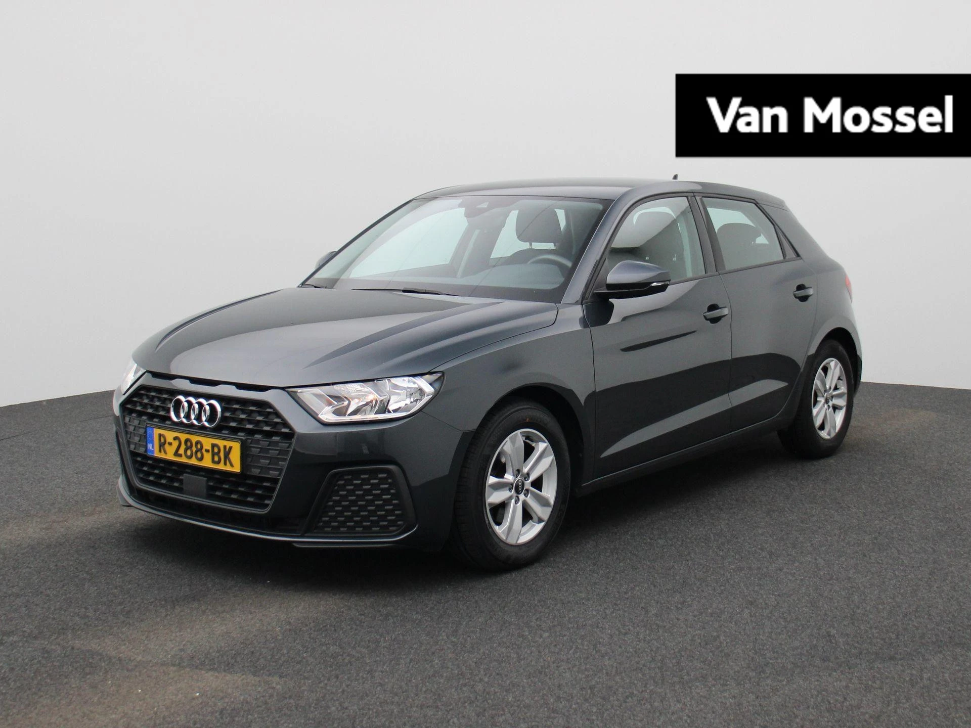 Audi-A1 Sportback-image-0