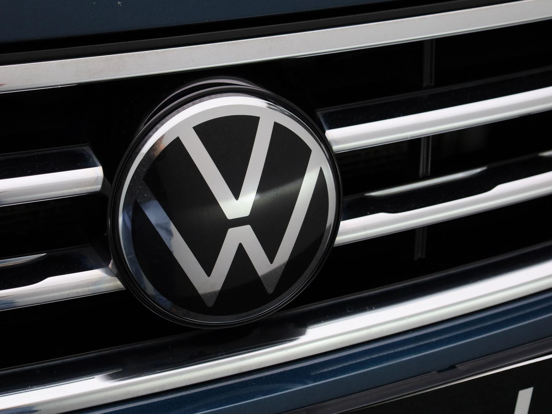 Volkswagen-Tiguan-image-36