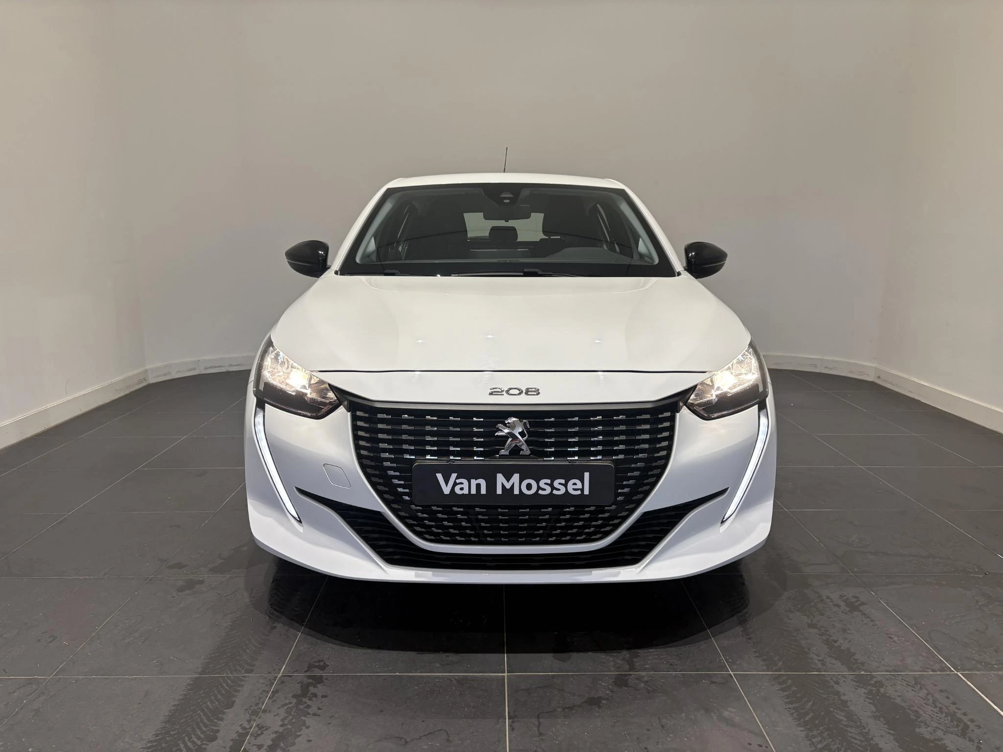 Peugeot-208-image-1