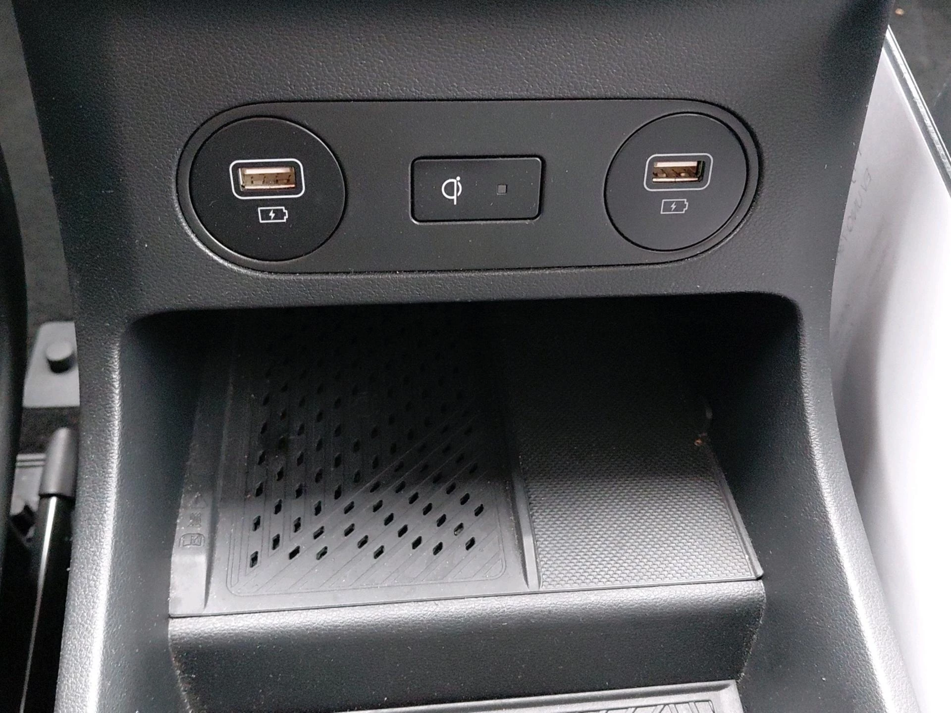 Hyundai-IONIQ 5-image-21