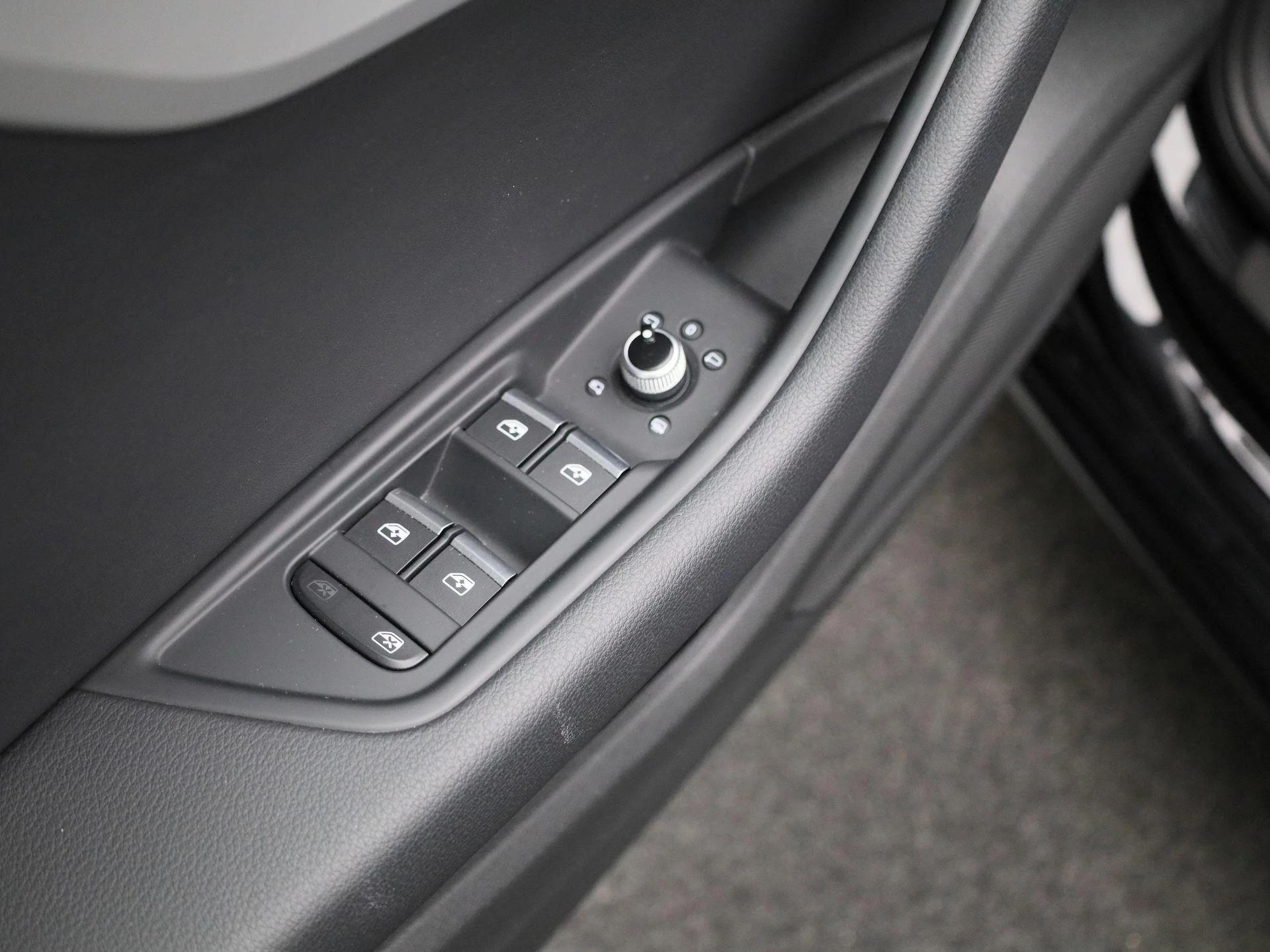 Audi A4 Avant 2.0 35 TFSi 110kW S tronic S line Busine