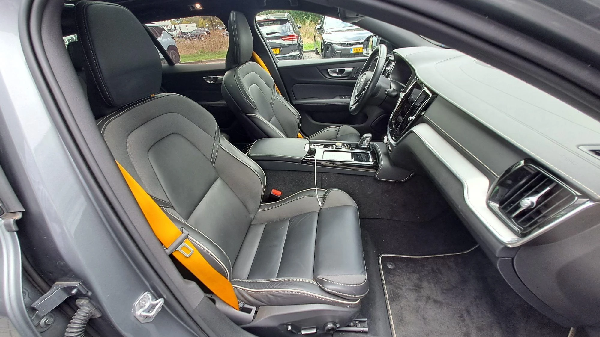 Volvo-V60-image-8