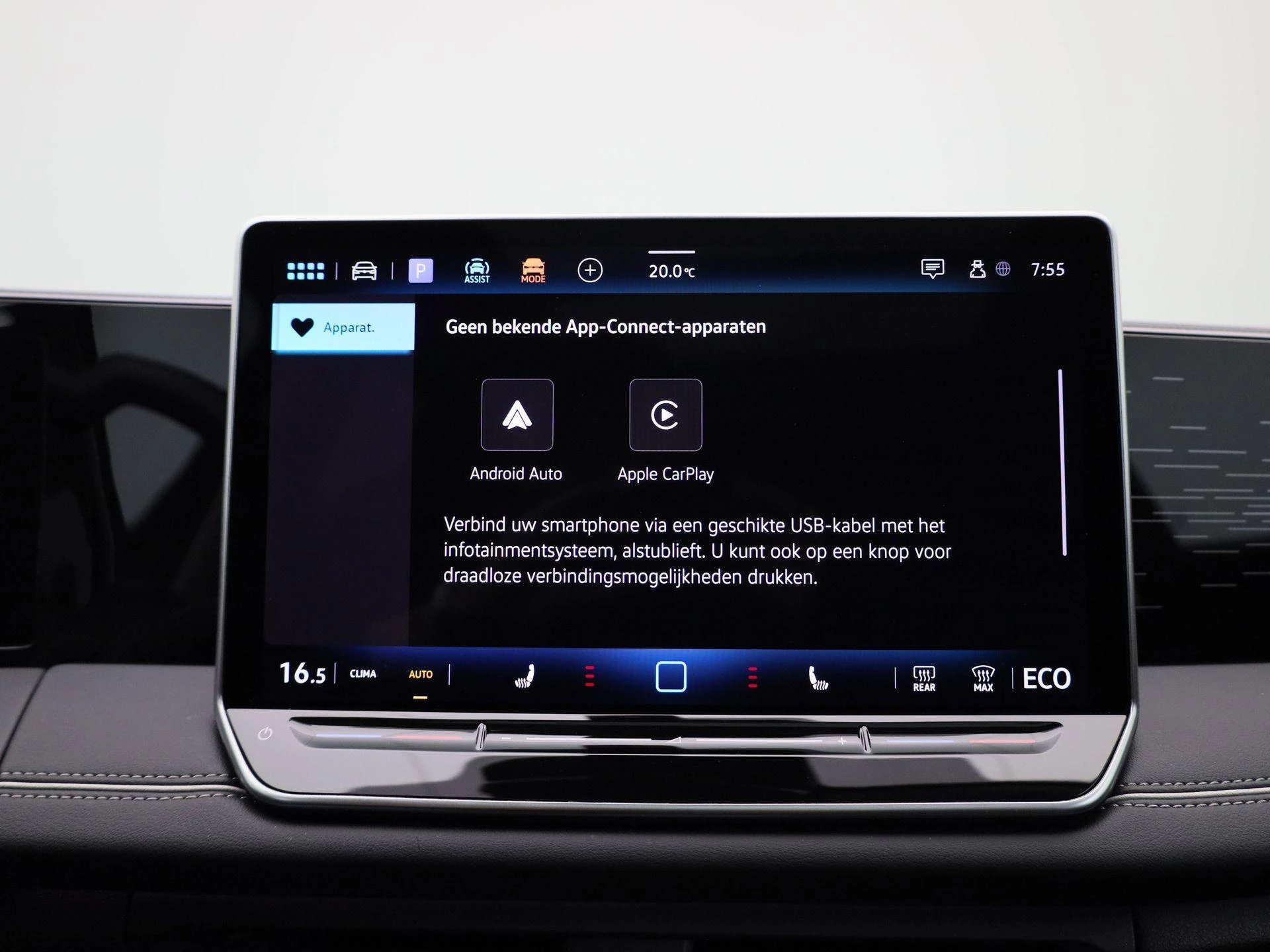 Volkswagen-Tiguan-image-32