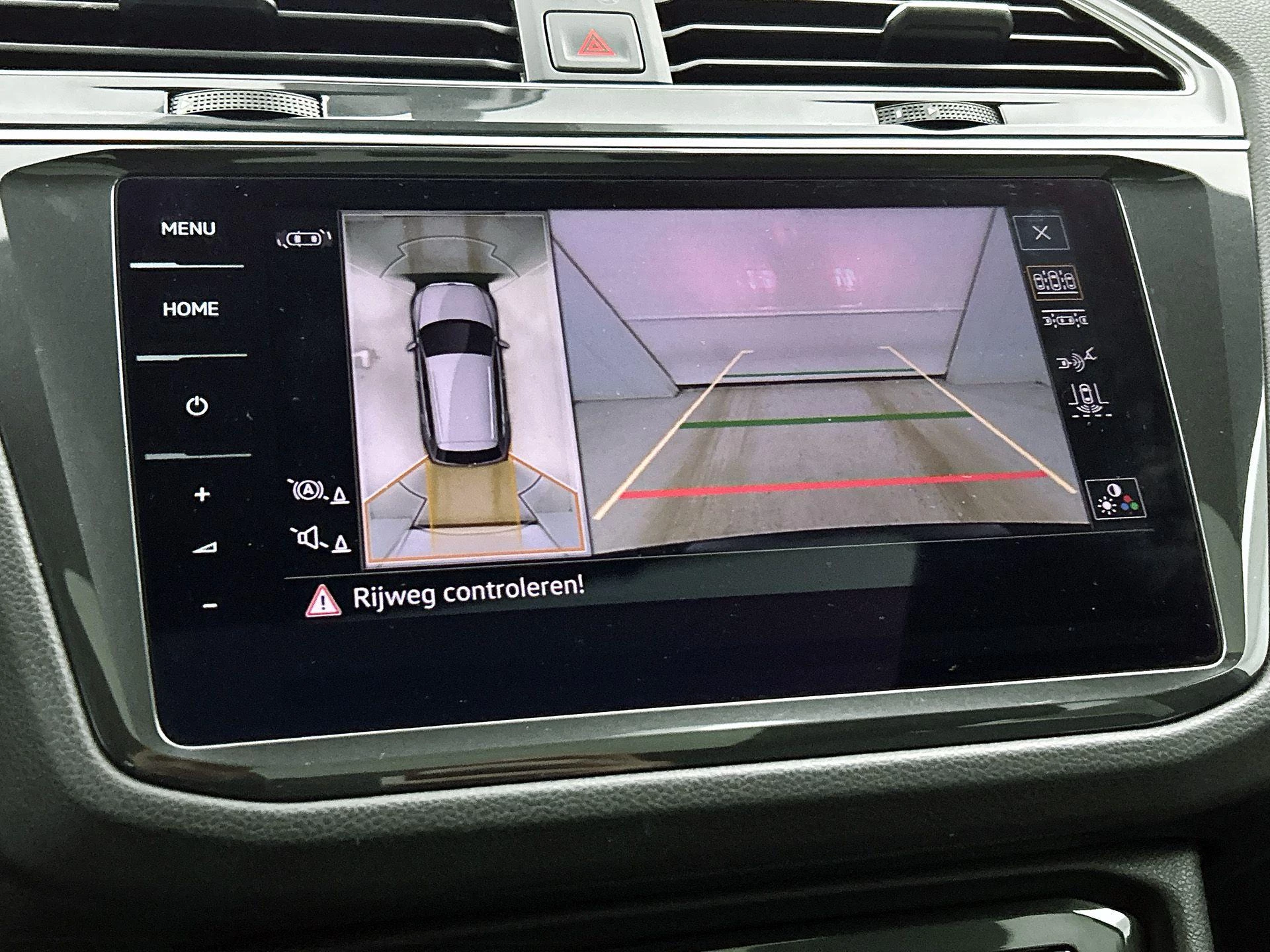 Volkswagen-Tiguan-image-10