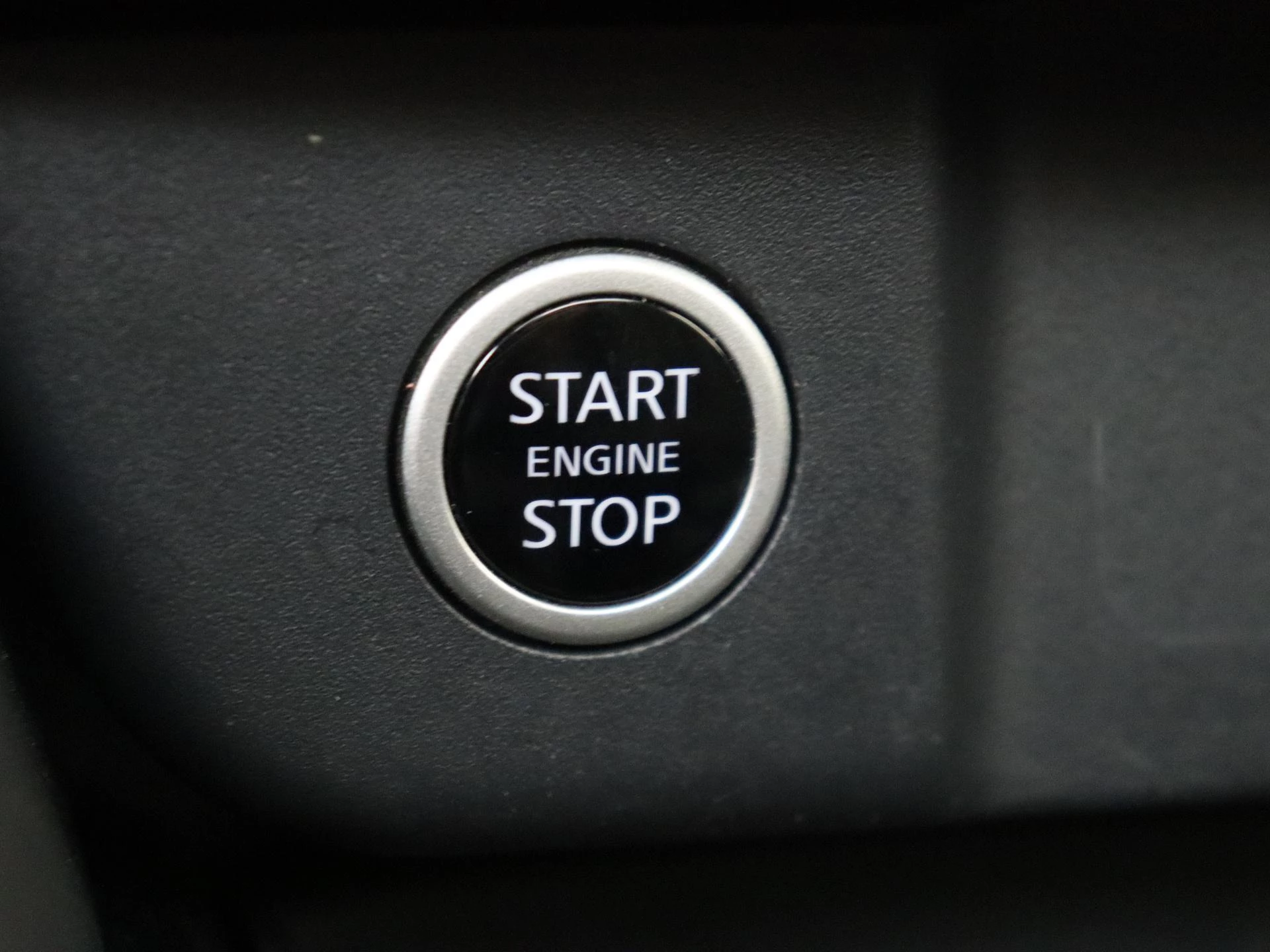 Nissan-QASHQAI-image-19