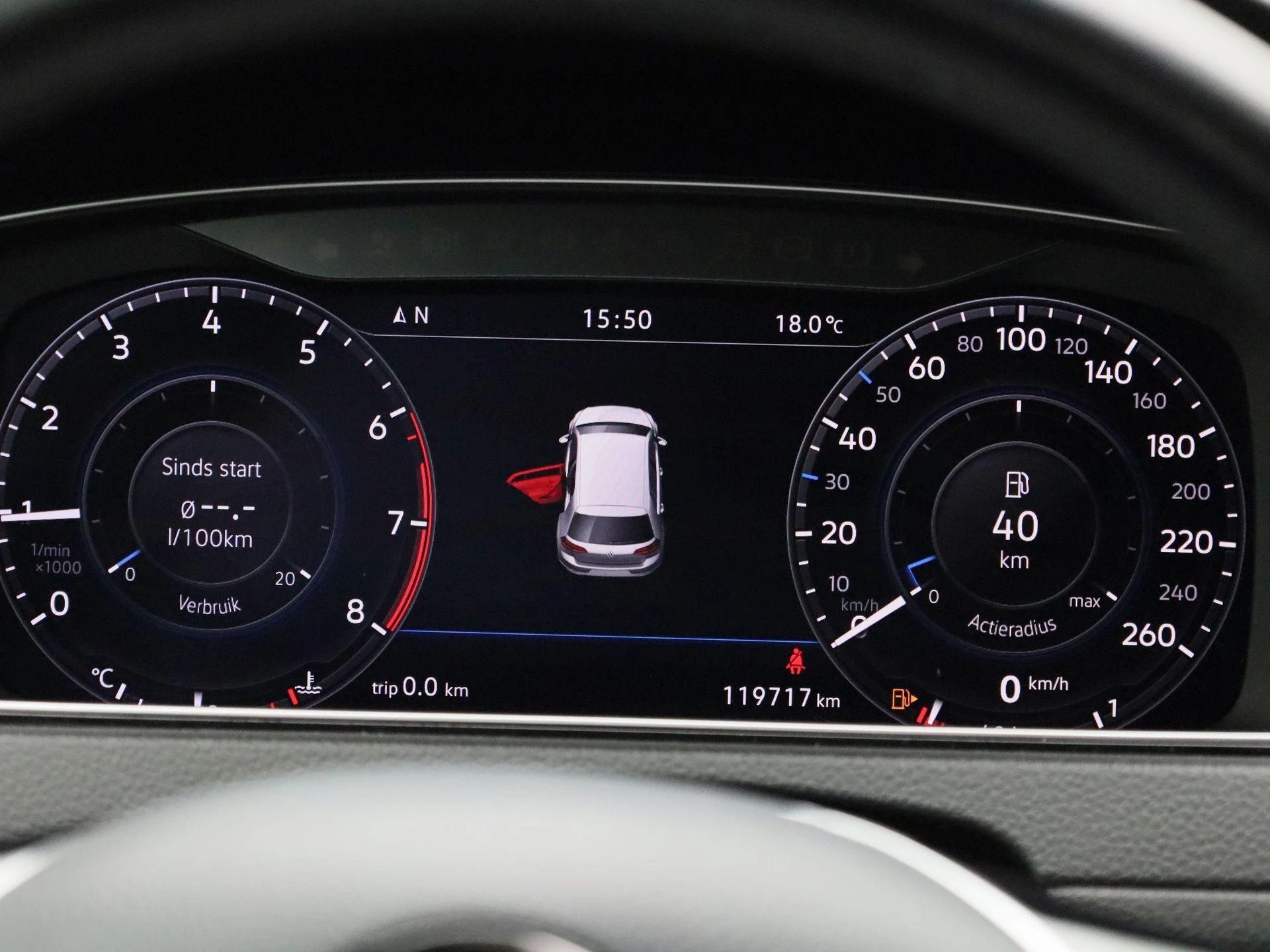 Volkswagen-Golf-image-7