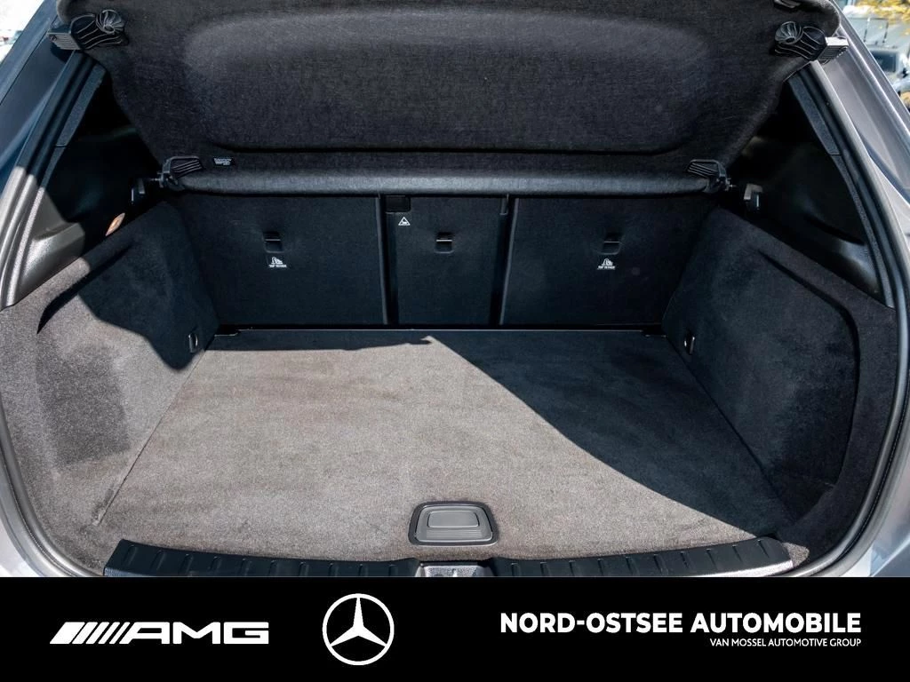 Mercedes-Benz GLA 250 AMG AHK MULTIBEAM PAKRPAKET SOUND DAB AMG