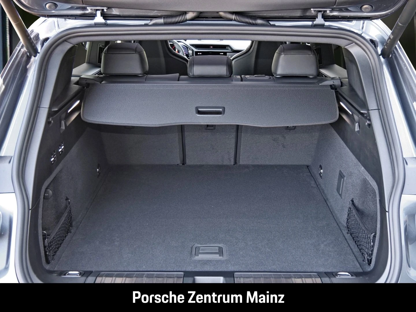 Porsche-Cayenne-image-27