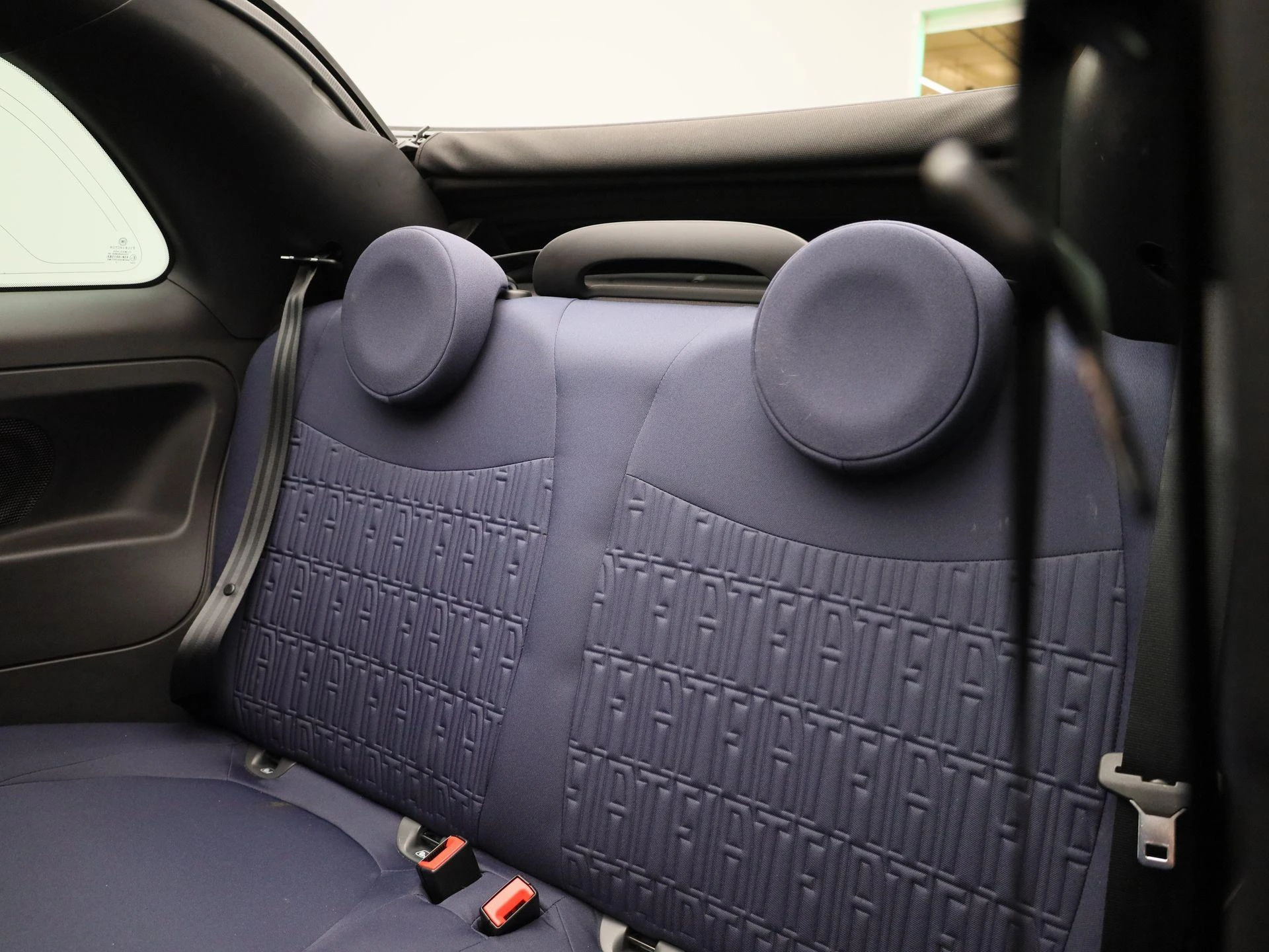 Fiat-500C-image-9