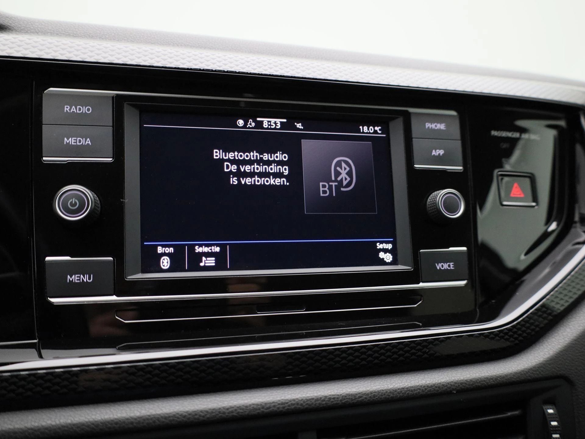 Volkswagen-Polo-image-21