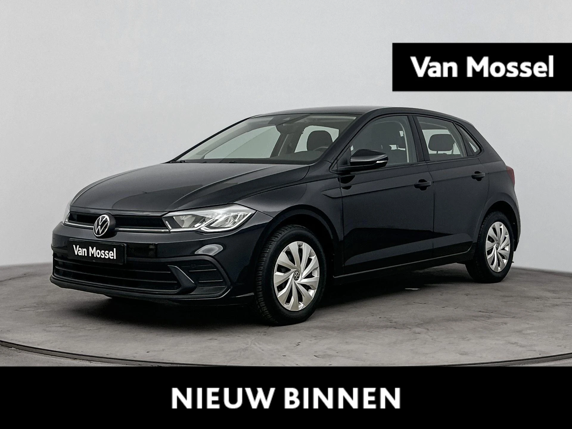 Volkswagen-Polo-image-0