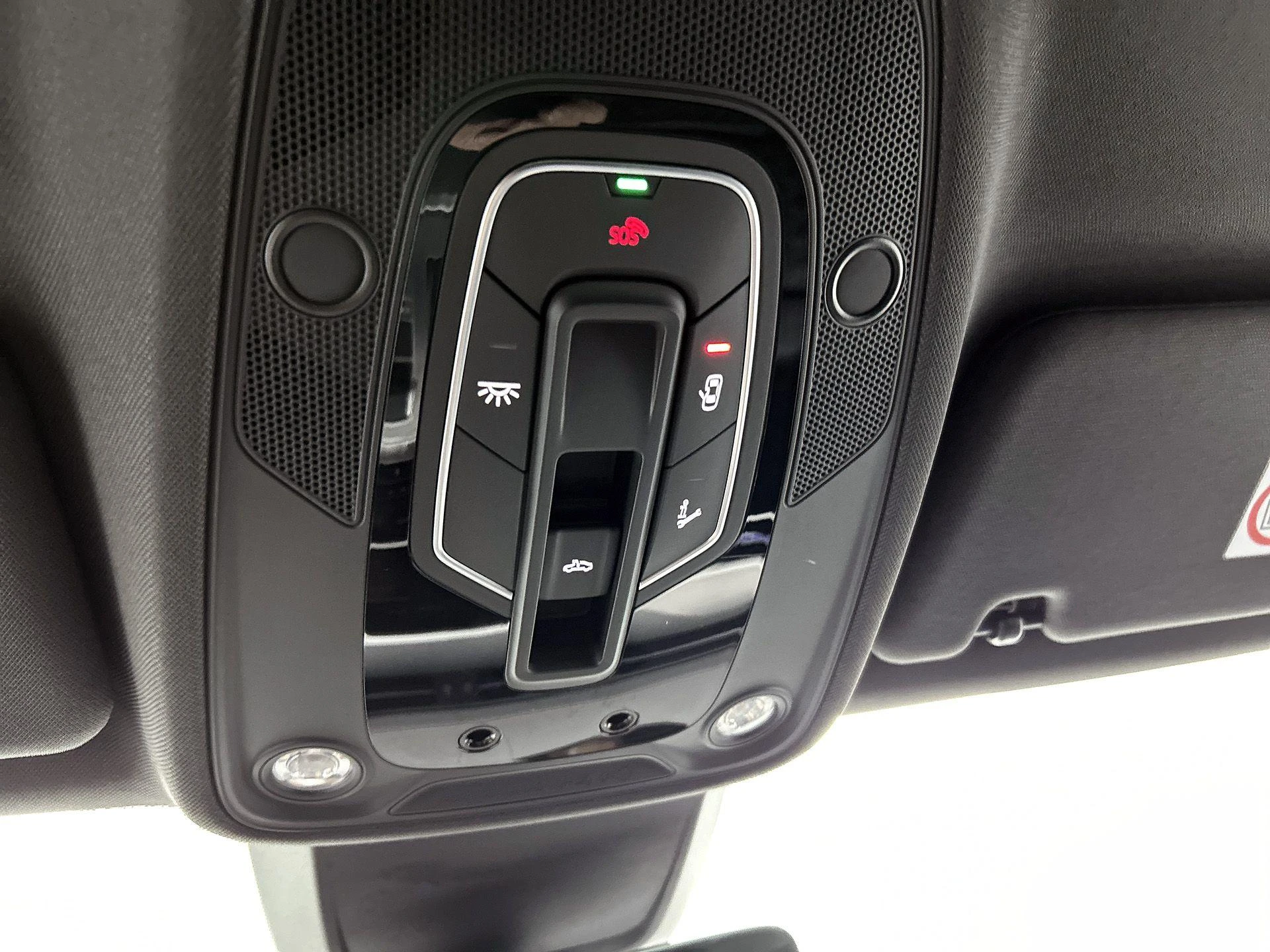 Audi-A6-image-16