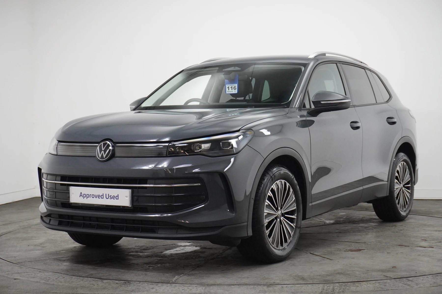 Volkswagen-Tiguan-image-34