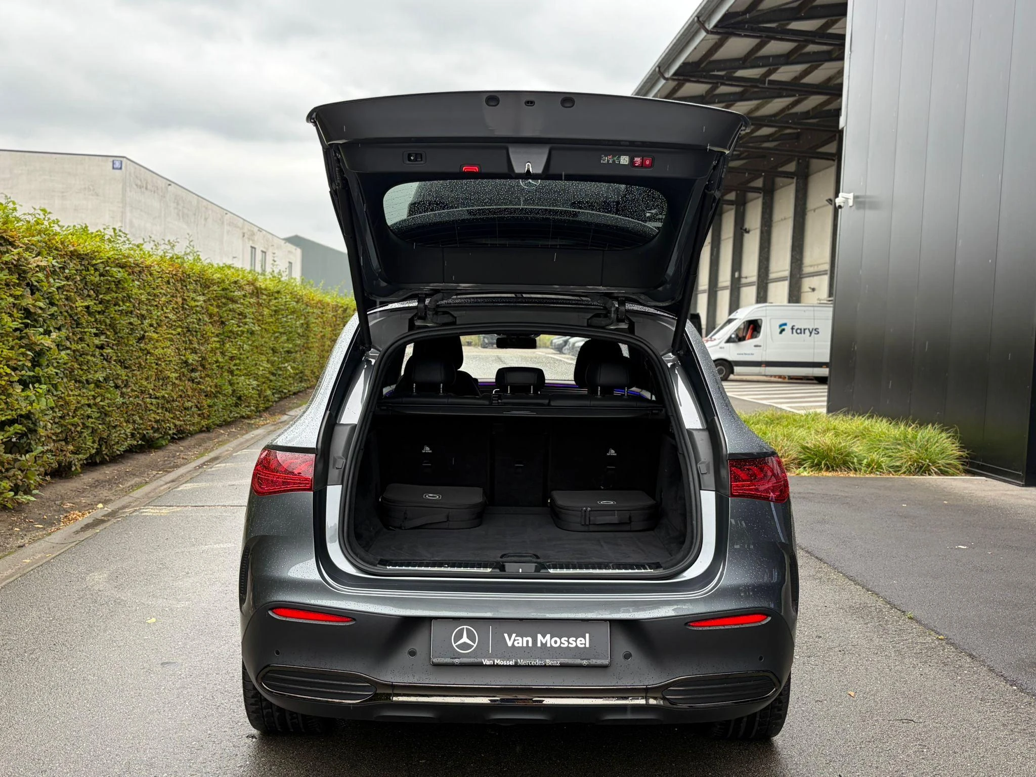 Mercedes-Benz-EQE-image-29