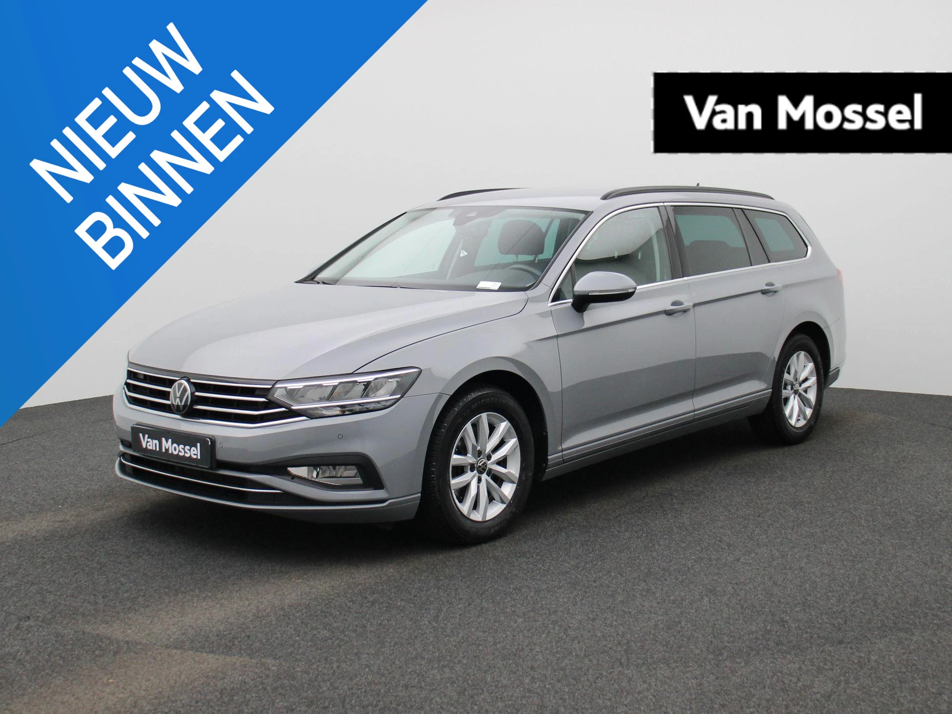 Volkswagen-Passat-image-0