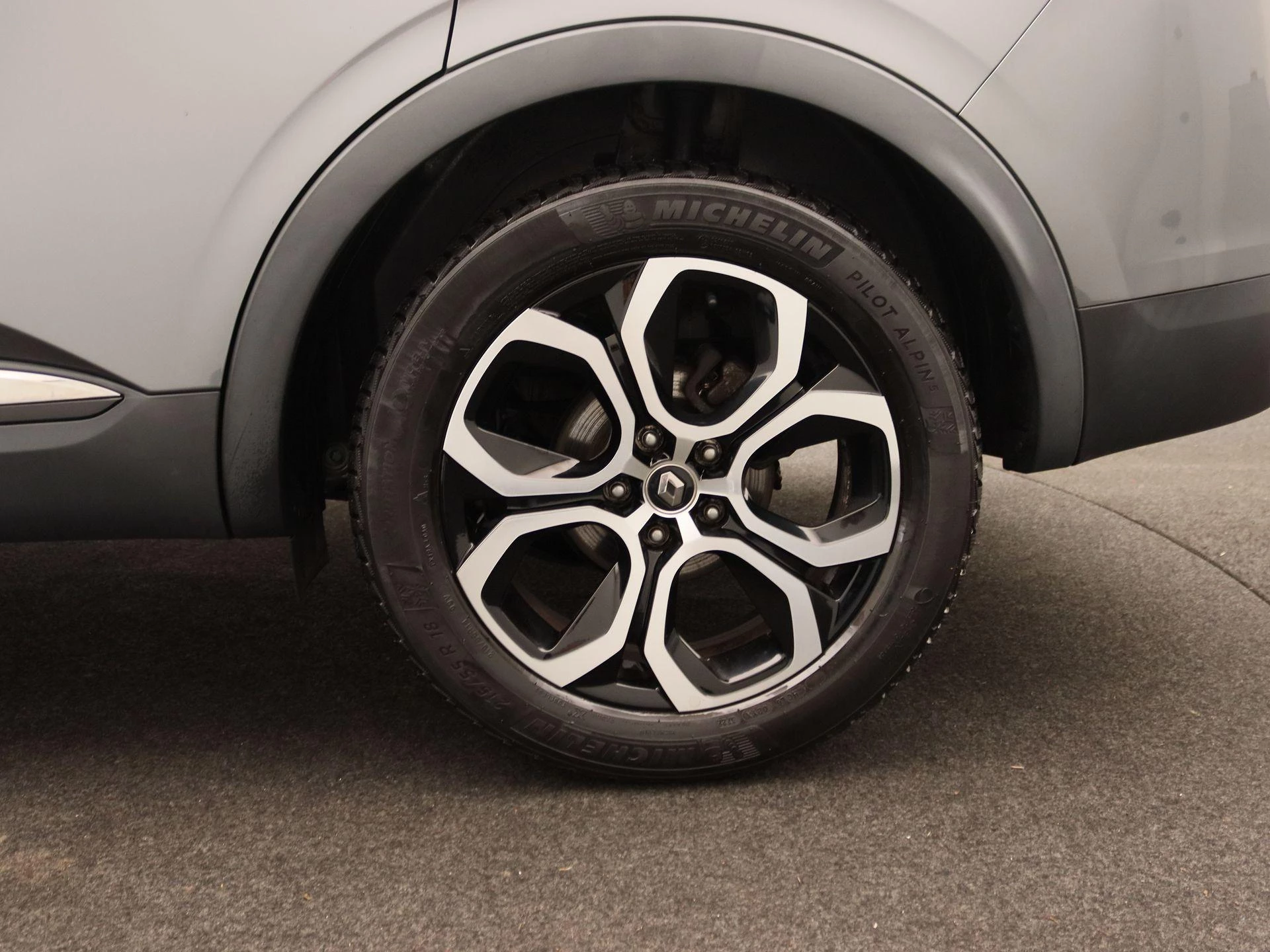 Renault-Arkana-image-14