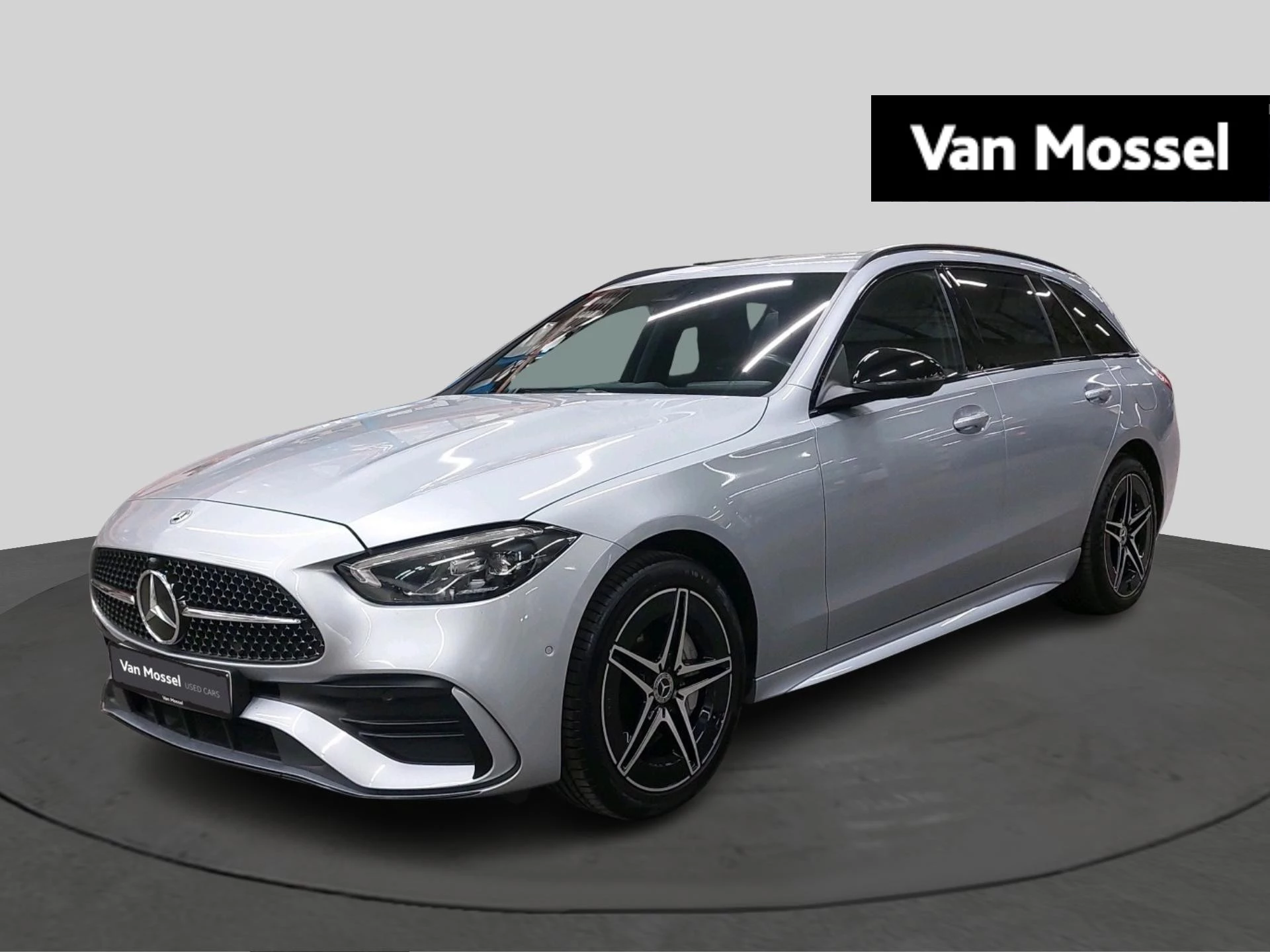 Mercedes-Benz-C-Klasse-image-0