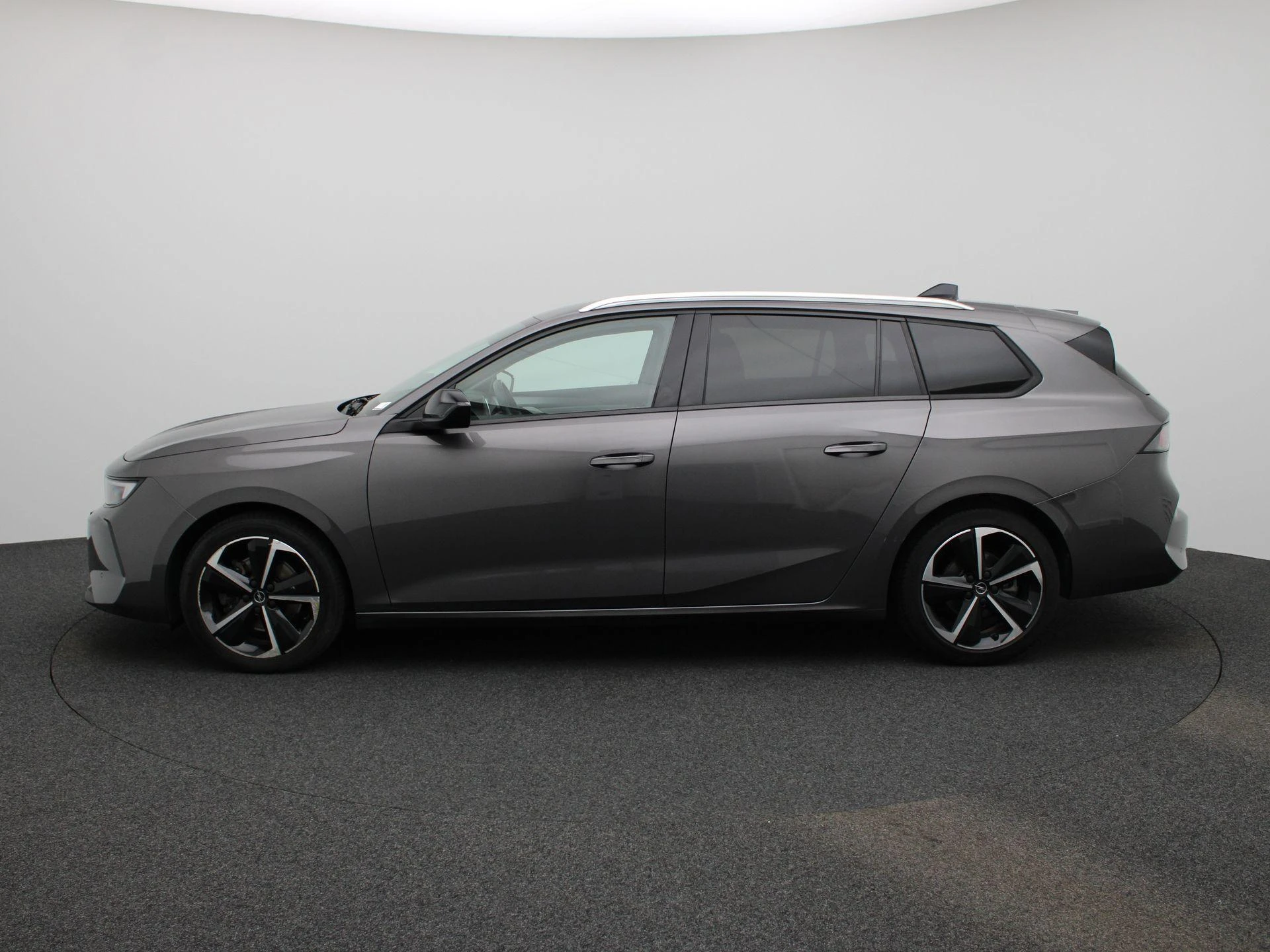 Opel-Astra-image-3