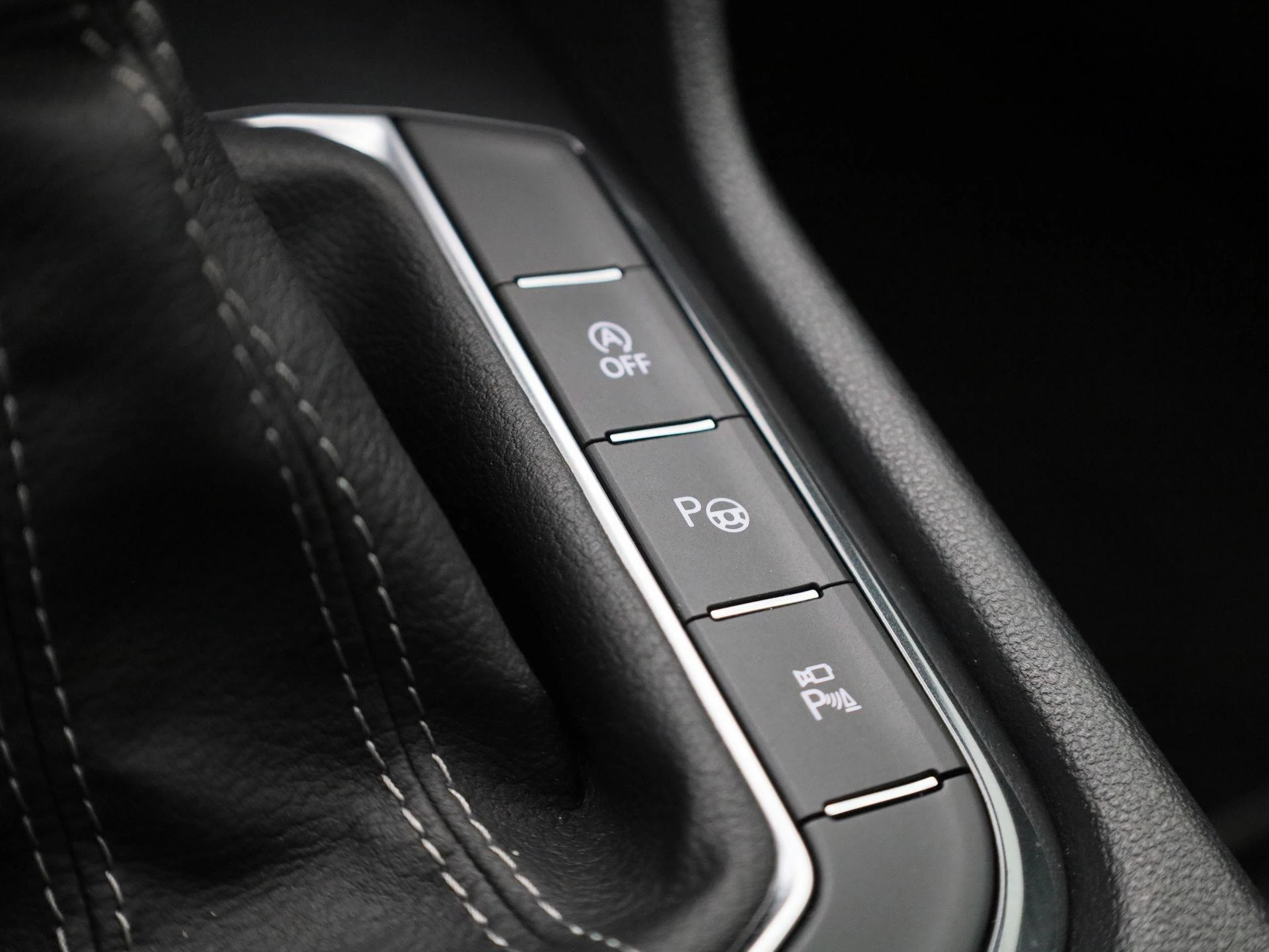 Volkswagen-Tiguan-image-22
