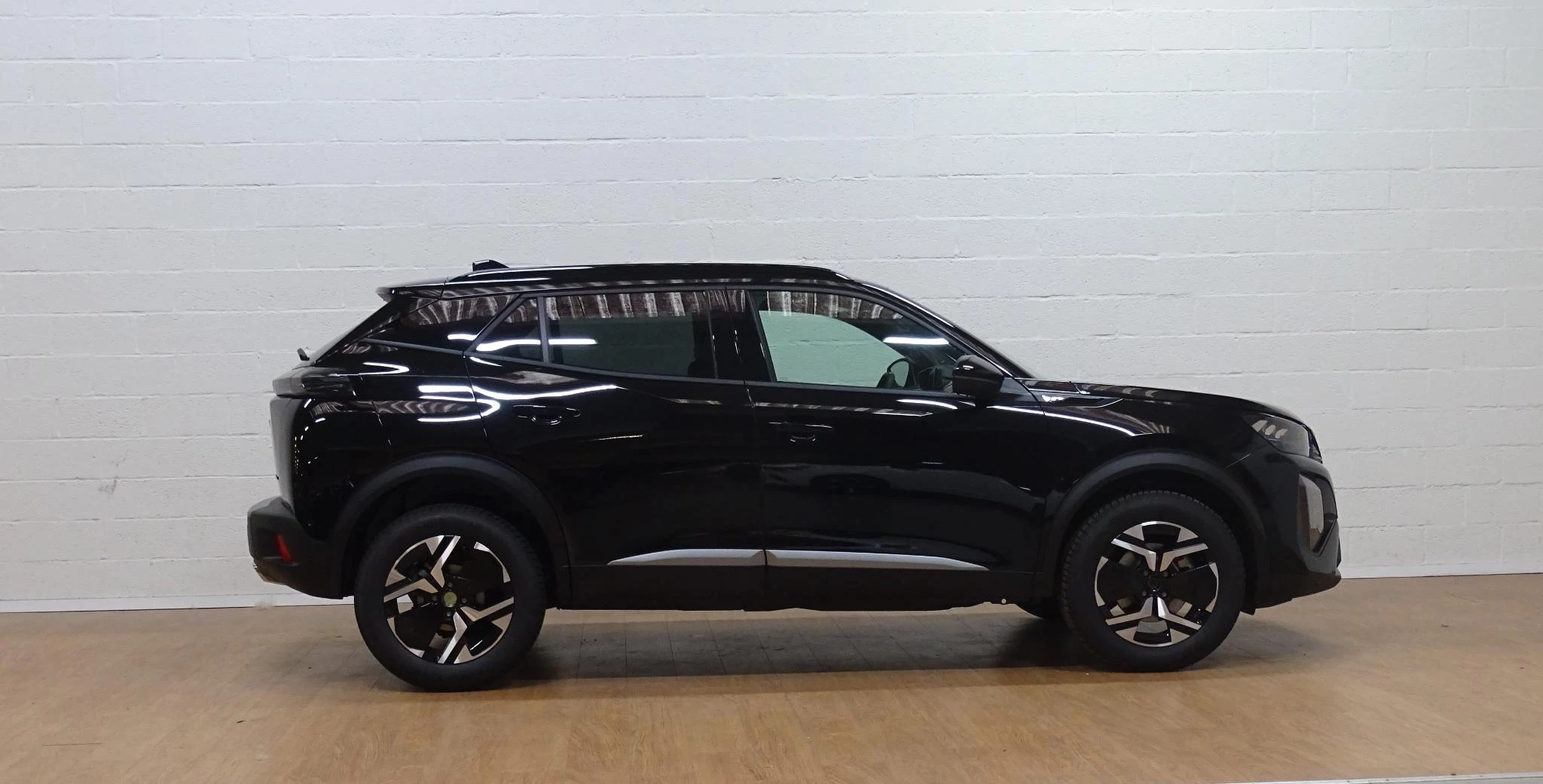 Peugeot 2008 1.2 HYBRID 145 e-DSC6 GT