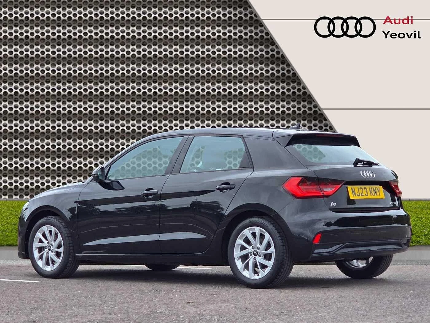 Audi-A1 Sportback-image-44