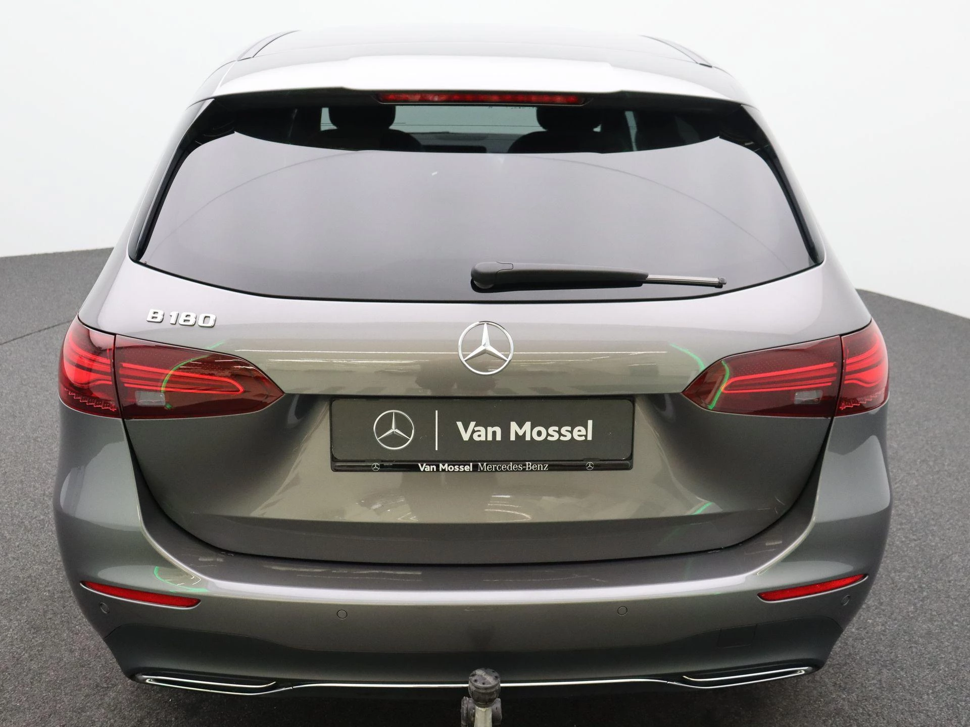 Mercedes-Benz B-Klasse 180 Business Line + CARPLAY + TREKHAAK +