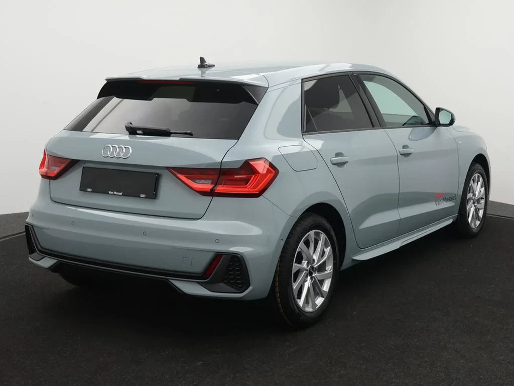 Audi-A1 Sportback-image-1