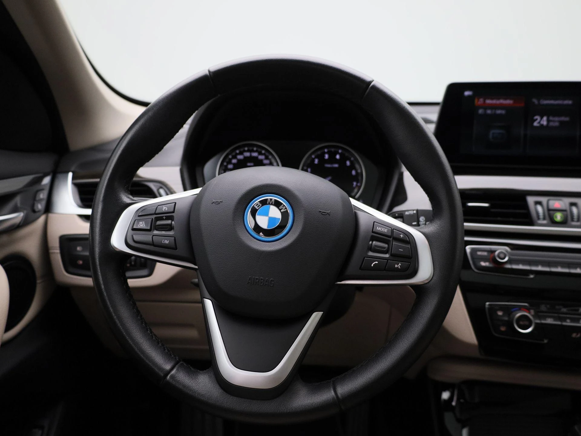 BMW-X1-image-8