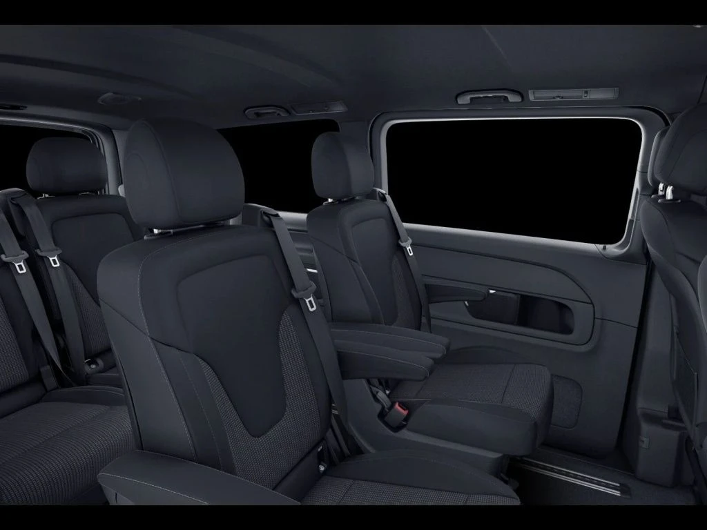 Mercedes-Benz-V-Klasse 300-image-11