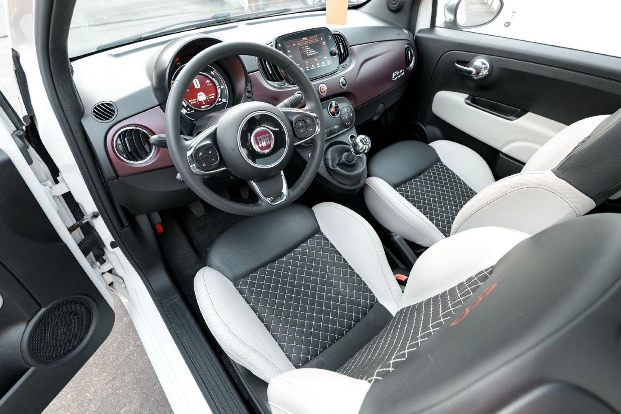 Fiat 500 1.0 Hybrid Star