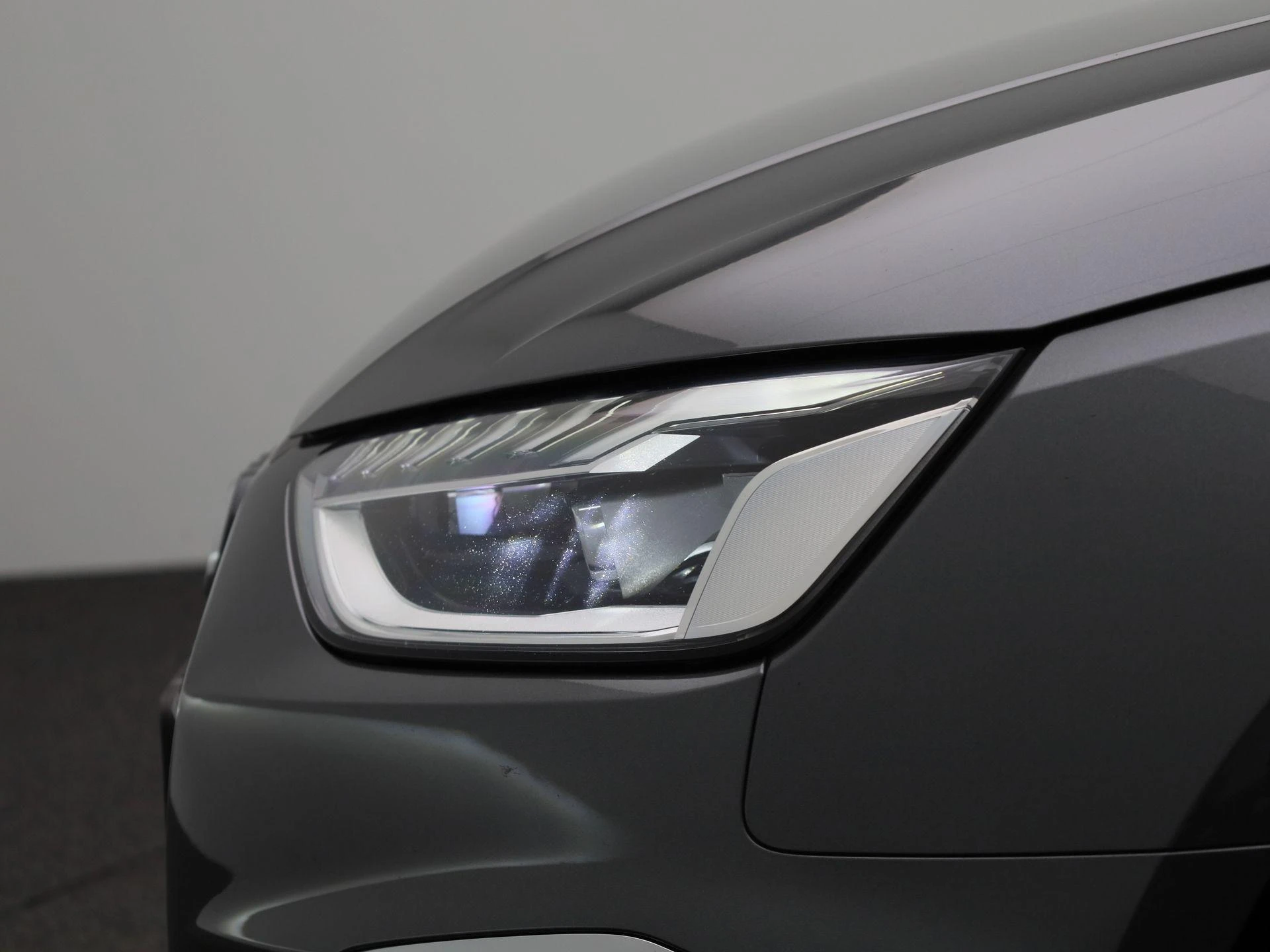Audi-A4-image-14