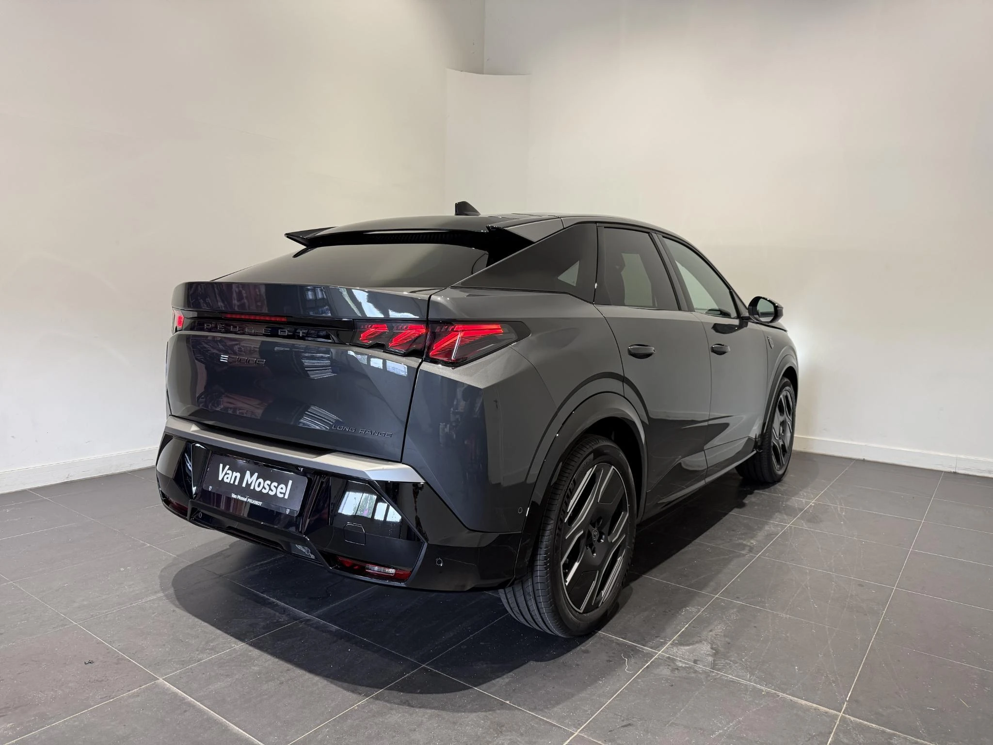 Peugeot-e-3008-image-4