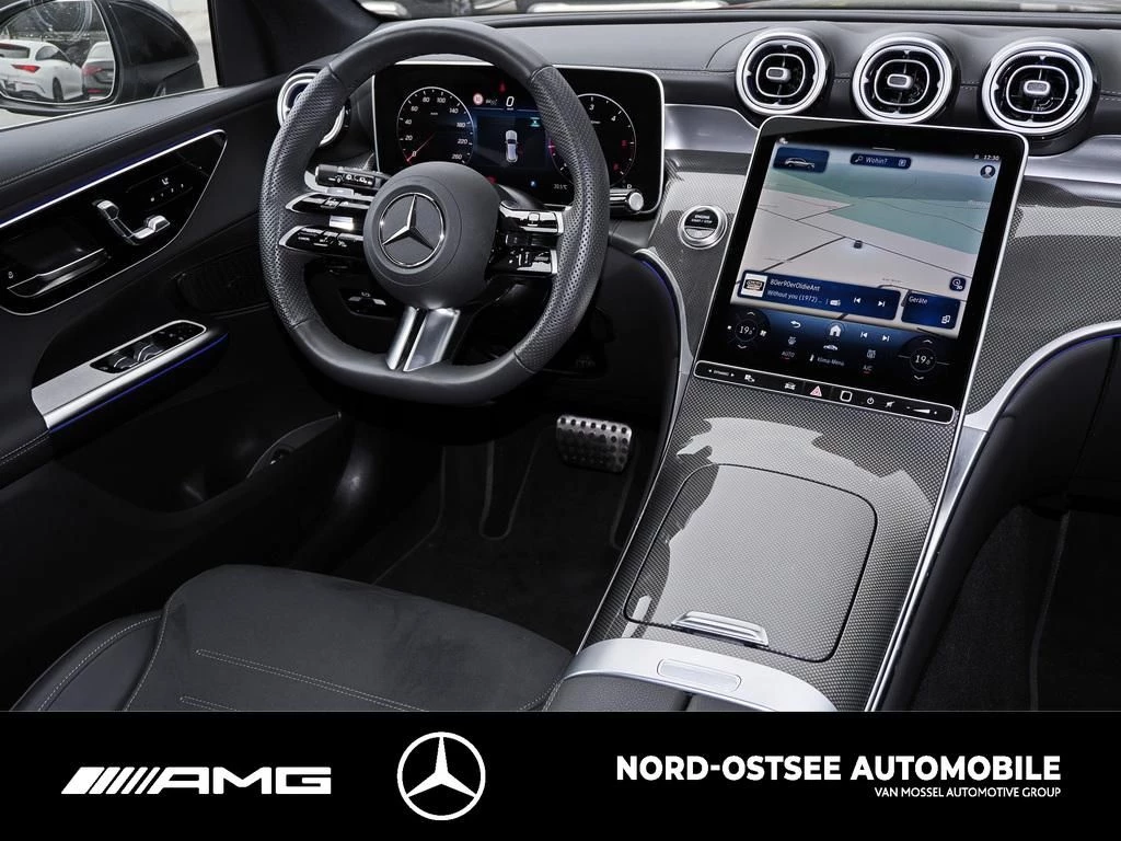 Mercedes-Benz GLC 300 d 4M AMG KEYLESS DISTRONIC AHK MBUX SHZ AMG Line